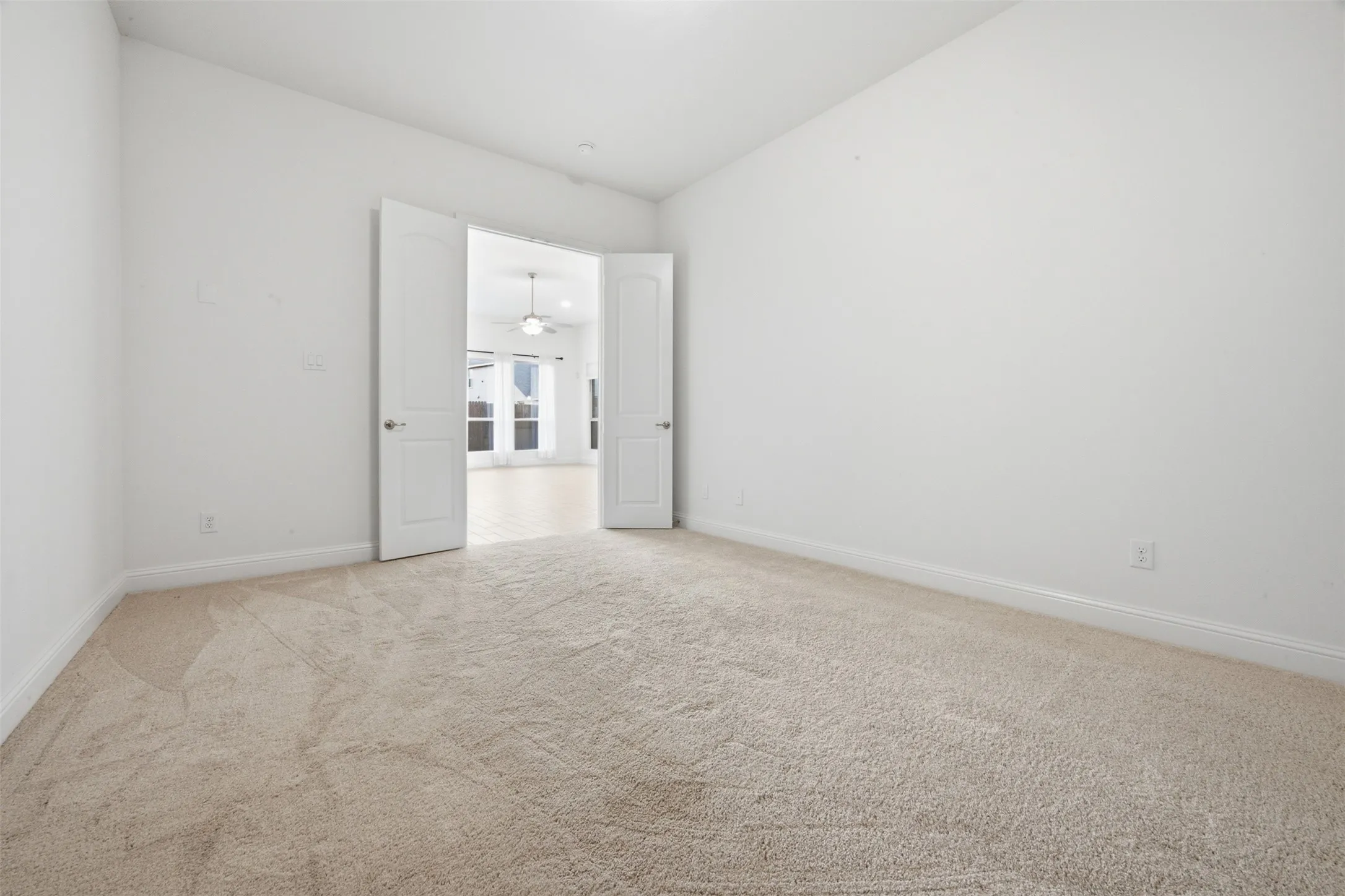 Single Family Residence For Sale in Kaufman County , 208 Sequoia Drive, Forney, Texas 75126, 4 Bedroom, 4 Bathroom, 3 Garage spaces, 2,933 Sqft, built in 2021, mls#21395683, Real Estate Agent in Forney, Homes For Sale in Kaufman county, Homes For Sale in Forney, Realtor in Forney Texas, Real Estate Brokerage Independent Realty Texas, Luminita Cordes Realtor