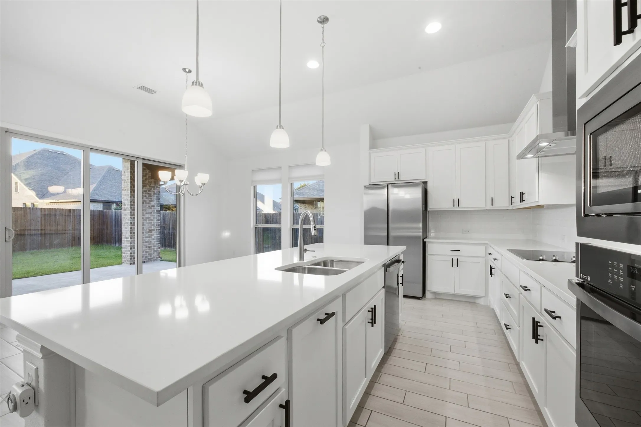 Single Family Residence For Rent in Kaufman County , 208 Sequoia Drive, Forney, Texas 75126, 4 Bedroom, 4 Bathroom, 3 Garage spaces, 2,933 Sqft, built in 2021, mls#21395686, Real Estate Agent in Forney, Homes For Rent in Kaufman county, Homes For Rent in Forney, Realtor in Forney Texas, Real Estate Brokerage Independent Realty Texas, Luminita Cordes Realtor