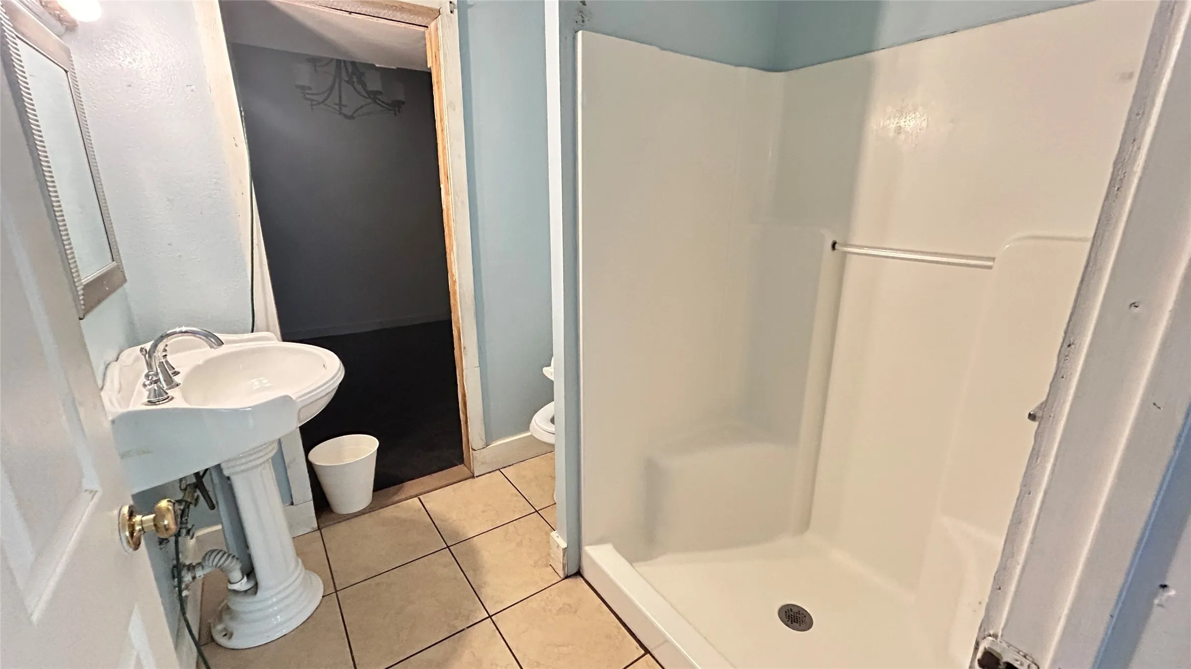 Single Family Residence For Sale in Tarrant County , 3557 Pecos Street, Fort Worth, Texas 76119, 3 Bedroom, 1 Bathroom, Garage spaces, 942 Sqft, built in 1950, mls#21395962, Real Estate Agent in Fort Worth, Homes For Sale in Tarrant county, Homes For Sale in Fort Worth, Realtor in Fort Worth Texas, Real Estate Brokerage Independent Realty Texas, Luminita Cordes Realtor