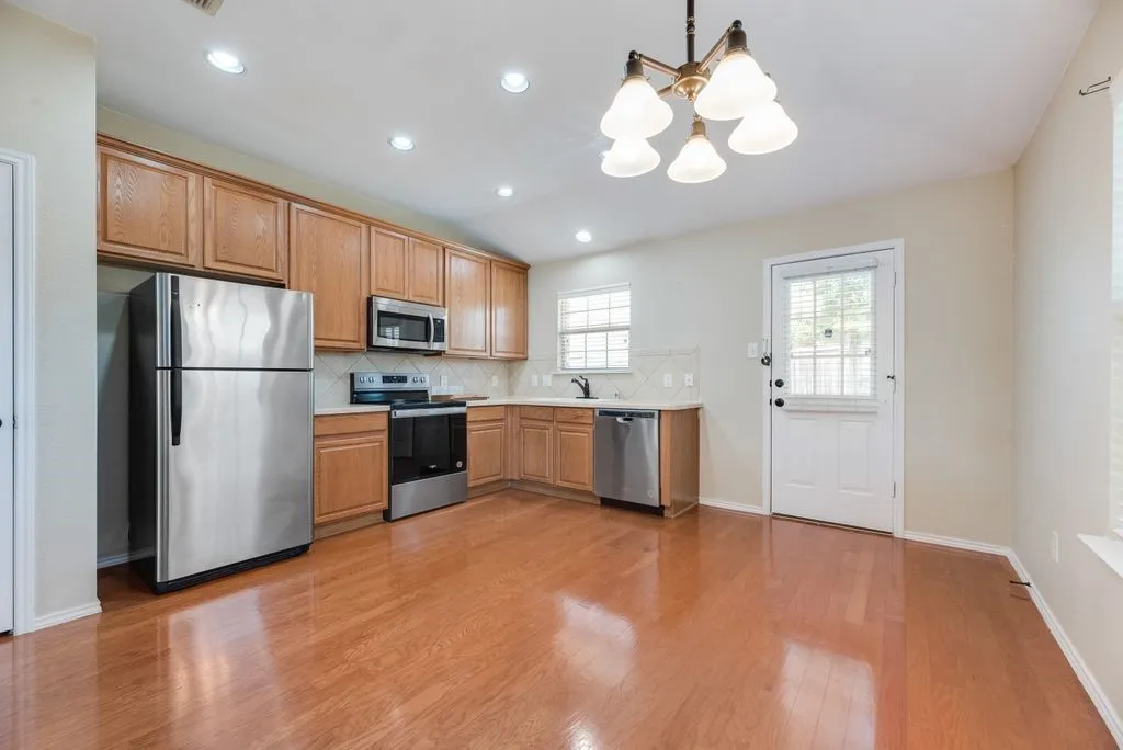 Single Family Residence For Rent in Denton County , 2677 Calmwater Drive, Little Elm, Texas 75068, 3 Bedroom, 2 Bathroom, 2 Garage spaces, 1,571 Sqft, built in 2005, mls#21395955, Real Estate Agent in Little Elm, Homes For Rent in Denton county, Homes For Rent in Little Elm, Realtor in Little Elm Texas, Real Estate Brokerage Independent Realty Texas, Luminita Cordes Realtor