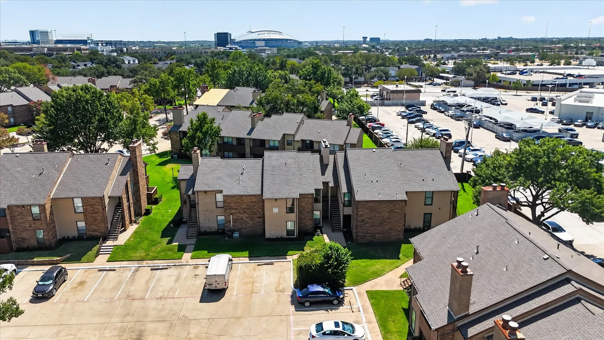 Condominium For Sale in Tarrant County , 1204 Calico Lane 721, Arlington, Texas 76011, 2 Bedroom, 1 Bathroom, Garage spaces, 963 Sqft, built in 1981, mls#21395283, Real Estate Agent in Arlington, Homes For Sale in Tarrant county, Homes For Sale in Arlington, Realtor in Arlington Texas, Real Estate Brokerage Independent Realty Texas, Luminita Cordes Realtor
