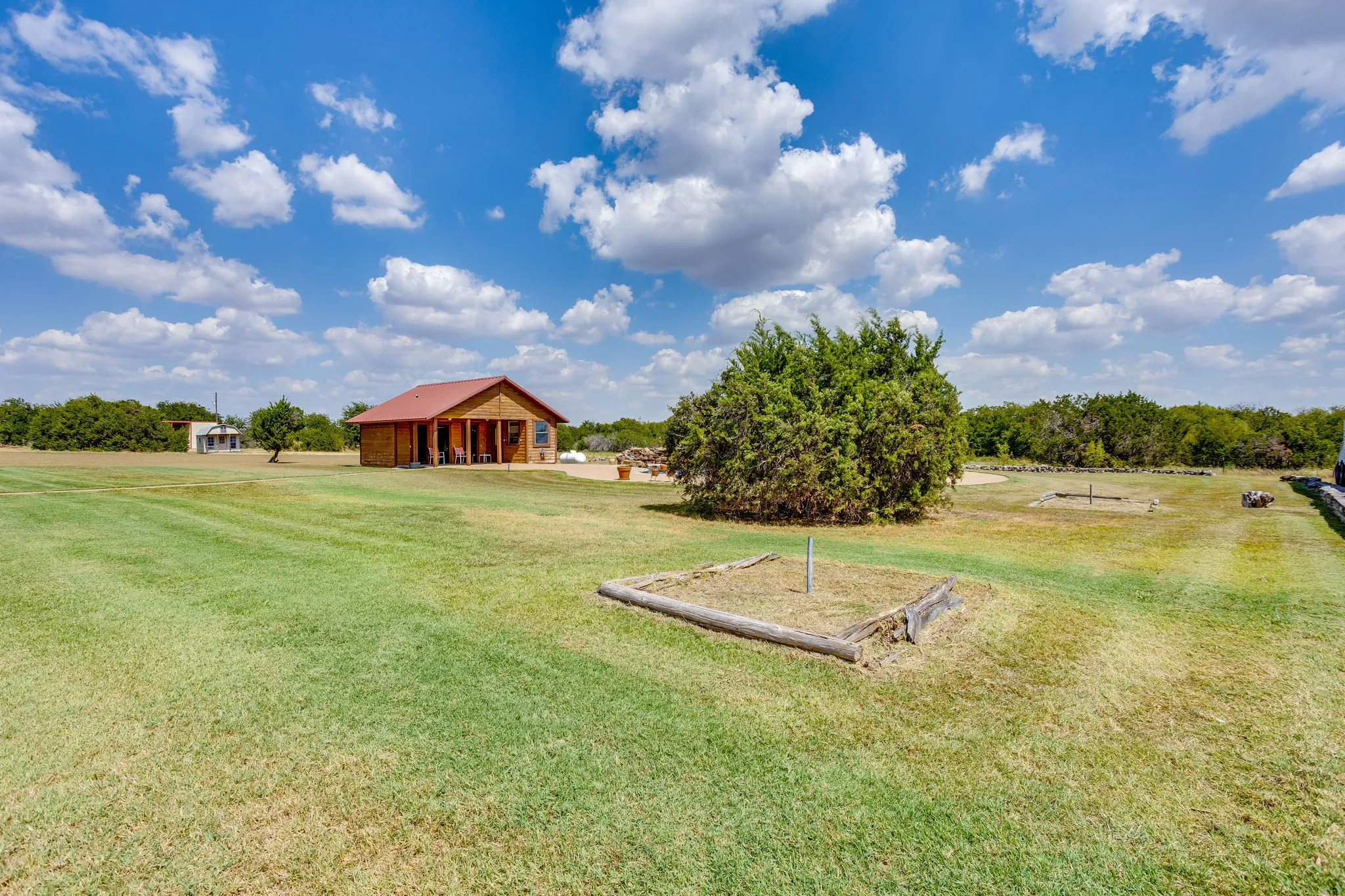 Farm For Sale in Johnson County , 5900 County Road 1229, Godley, Texas 76044, 3 Bedroom, 3 Bathroom, 2 Garage spaces, 2,748 Sqft, built in 2004, mls#21378449, Real Estate Agent in Godley, Homes For Sale in Johnson county, Homes For Sale in Godley, Realtor in Godley Texas, Real Estate Brokerage Independent Realty Texas, Luminita Cordes Realtor