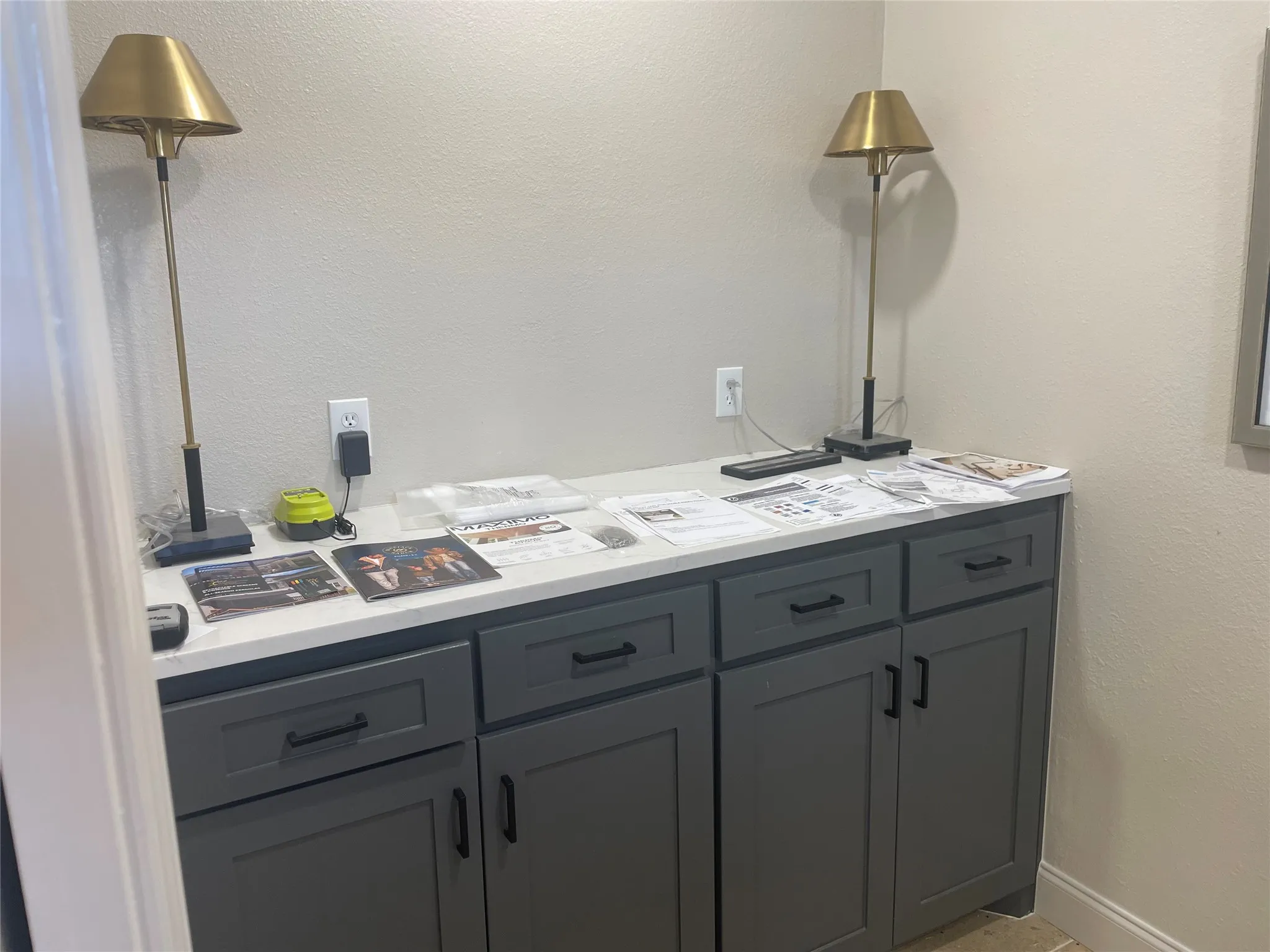Business For Rent in Parker County , 621 N Fm 1187, Aledo, Texas 76008, 0, 0, Garage spaces, 0 Sqft, built in 1997, mls#21389565, Real Estate Agent in Aledo, Homes For Rent in Parker county, Homes For Rent in Aledo, Realtor in Aledo Texas, Real Estate Brokerage Independent Realty Texas, Luminita Cordes Realtor