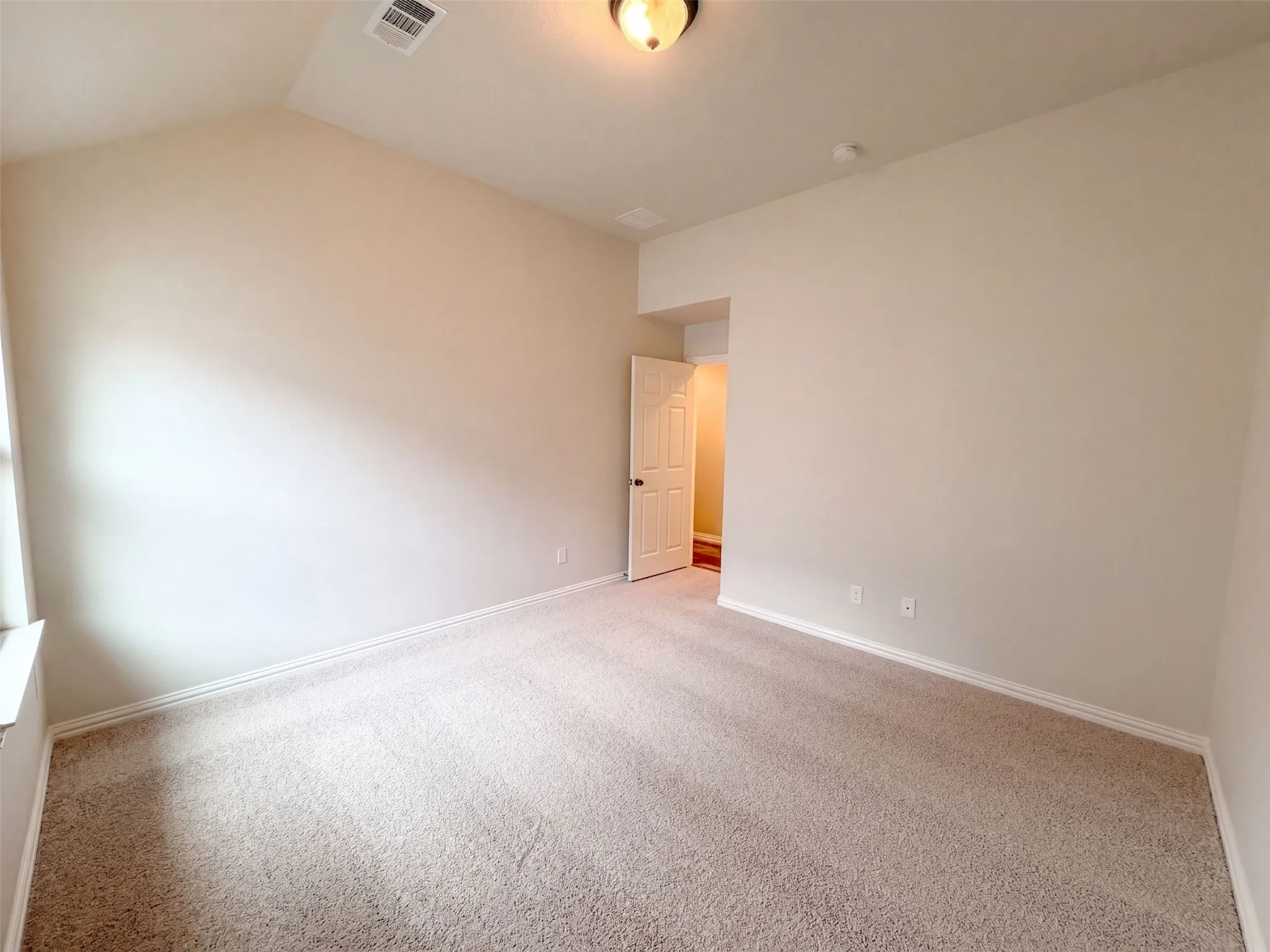 Single Family Residence For Sale in Denton County , 9332 Kaitlyn Court, Lantana, Texas 76226, 4 Bedroom, 4 Bathroom, 2 Garage spaces, 3,547 Sqft, built in 2016, mls#21396000, Real Estate Agent in Lantana, Homes For Sale in Denton county, Homes For Sale in Lantana, Realtor in Lantana Texas, Real Estate Brokerage Independent Realty Texas, Luminita Cordes Realtor
