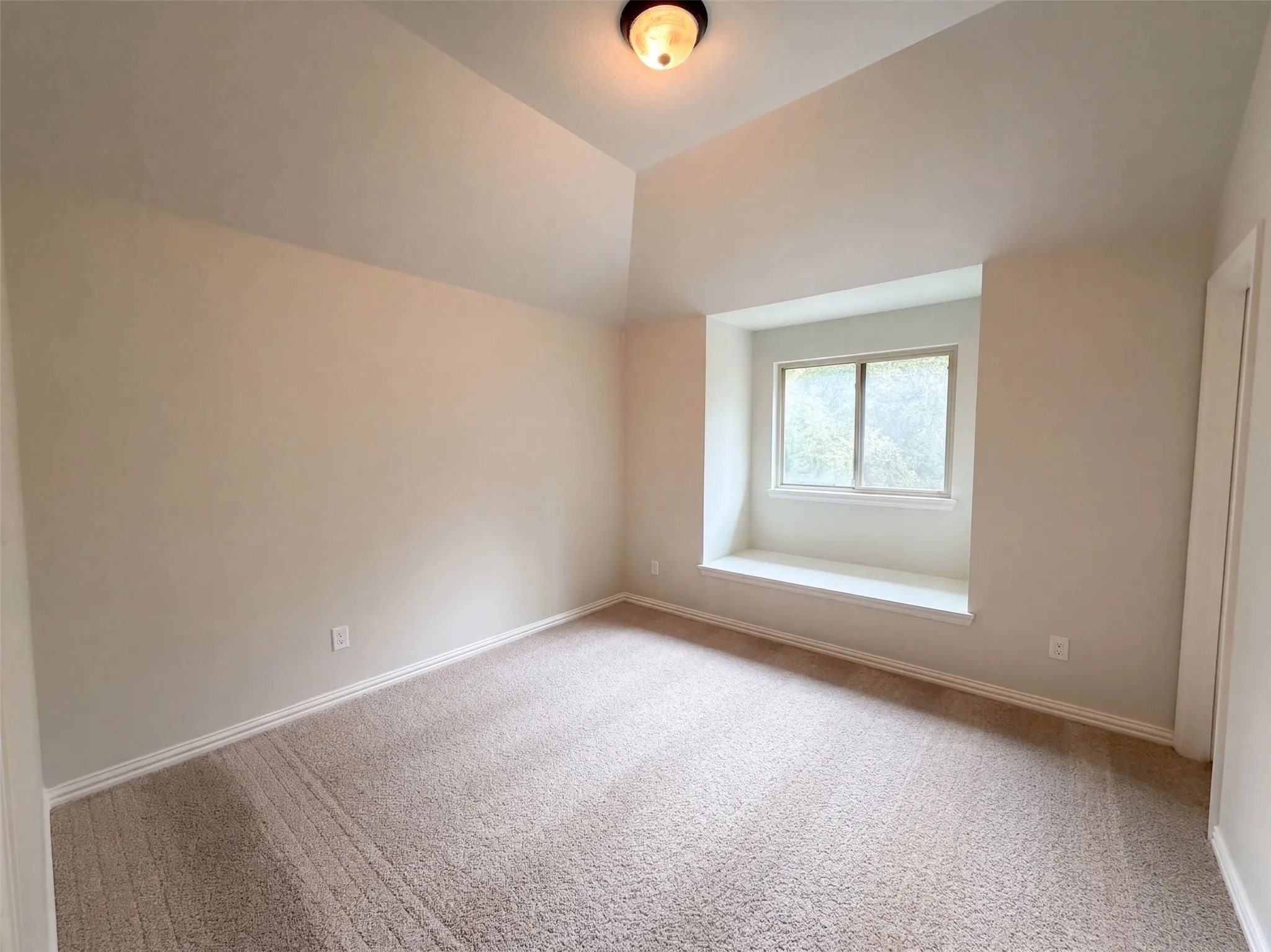 Single Family Residence For Sale in Denton County , 9332 Kaitlyn Court, Lantana, Texas 76226, 4 Bedroom, 4 Bathroom, 2 Garage spaces, 3,547 Sqft, built in 2016, mls#21396000, Real Estate Agent in Lantana, Homes For Sale in Denton county, Homes For Sale in Lantana, Realtor in Lantana Texas, Real Estate Brokerage Independent Realty Texas, Luminita Cordes Realtor