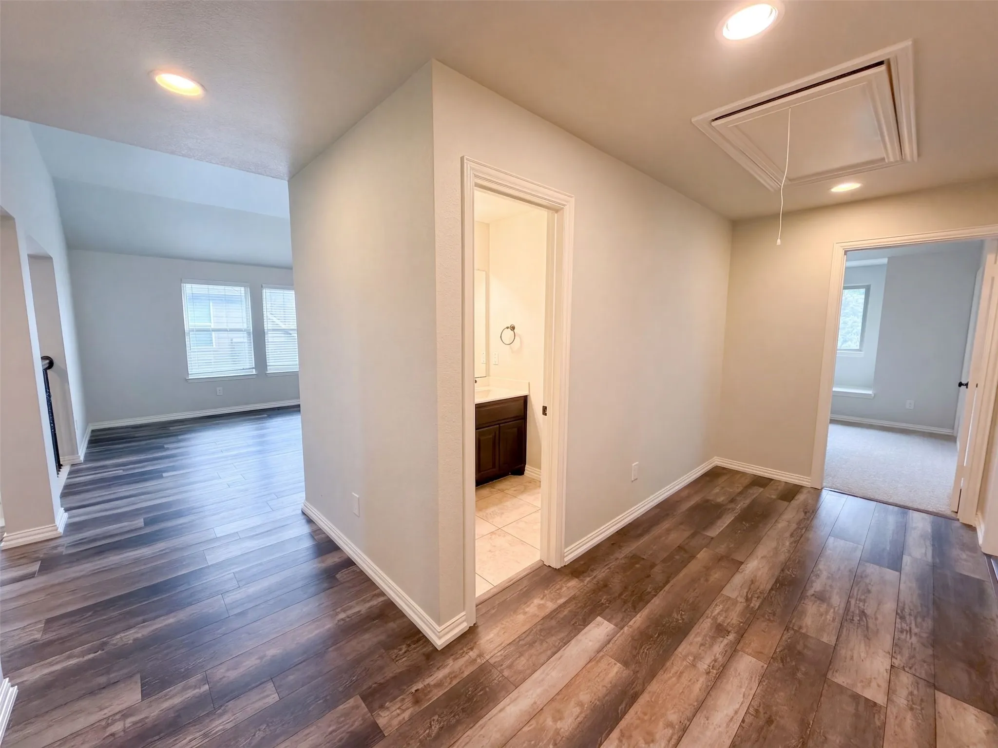 Single Family Residence For Sale in Denton County , 9332 Kaitlyn Court, Lantana, Texas 76226, 4 Bedroom, 4 Bathroom, 2 Garage spaces, 3,547 Sqft, built in 2016, mls#21396000, Real Estate Agent in Lantana, Homes For Sale in Denton county, Homes For Sale in Lantana, Realtor in Lantana Texas, Real Estate Brokerage Independent Realty Texas, Luminita Cordes Realtor