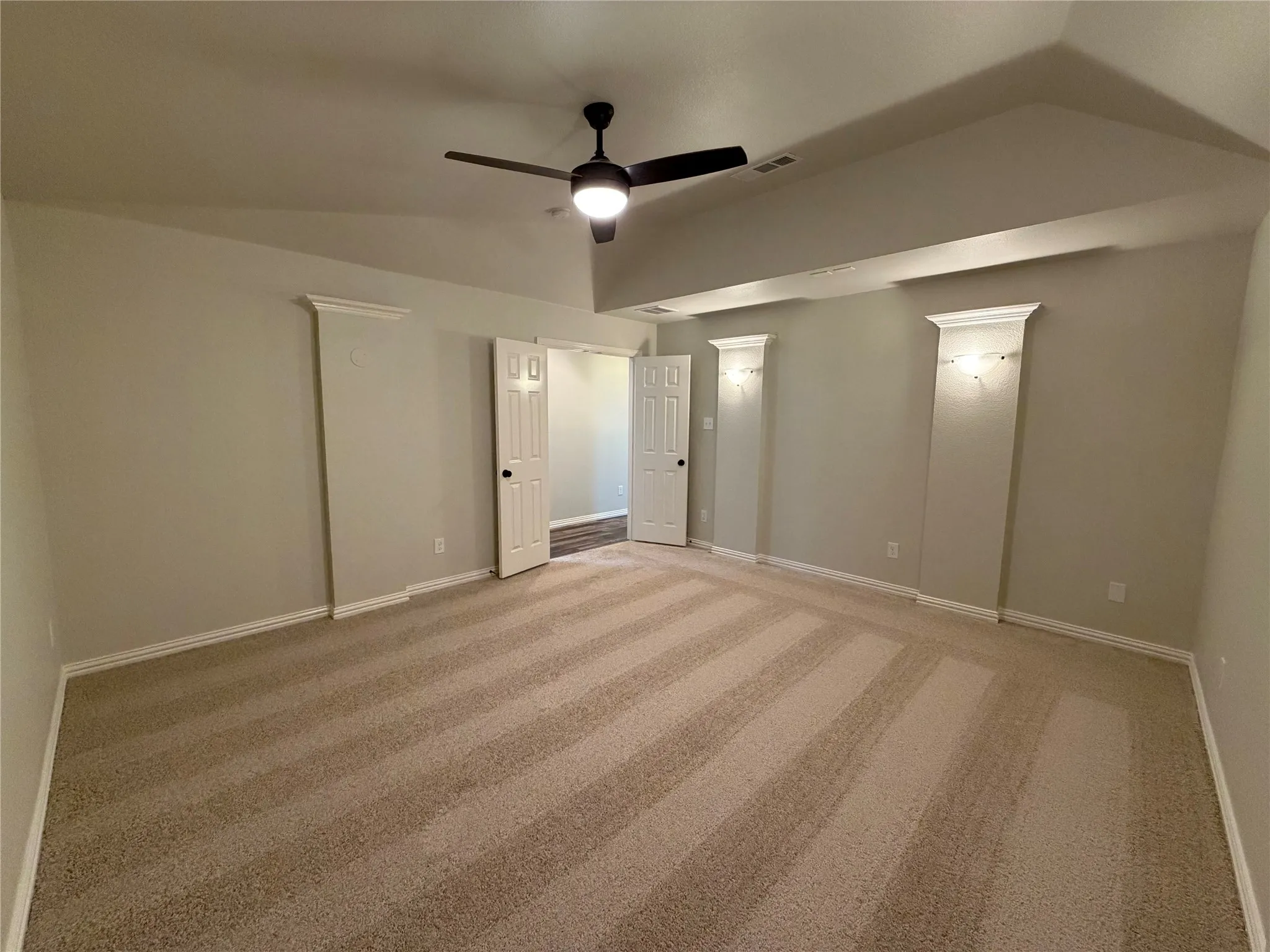 Single Family Residence For Sale in Denton County , 9332 Kaitlyn Court, Lantana, Texas 76226, 4 Bedroom, 4 Bathroom, 2 Garage spaces, 3,547 Sqft, built in 2016, mls#21396000, Real Estate Agent in Lantana, Homes For Sale in Denton county, Homes For Sale in Lantana, Realtor in Lantana Texas, Real Estate Brokerage Independent Realty Texas, Luminita Cordes Realtor