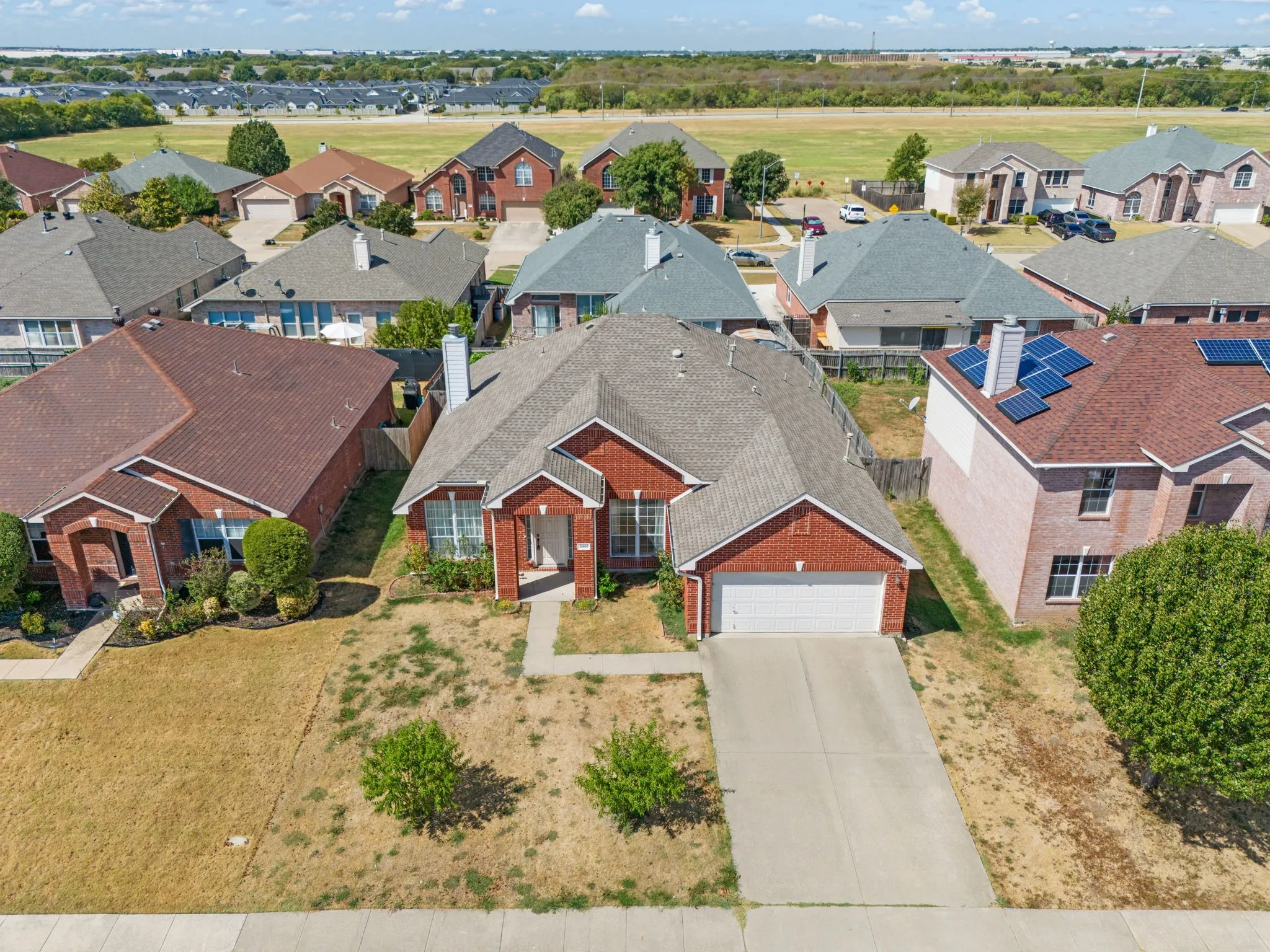 Single Family Residence For Sale in Tarrant County , 3407 Bryce Canyon, Grand Prairie, Texas 75052, 4 Bedroom, 2 Bathroom, 2 Garage spaces, 2,226 Sqft, built in 2002, mls#21389323, Real Estate Agent in Grand Prairie, Homes For Sale in Tarrant county, Homes For Sale in Grand Prairie, Realtor in Grand Prairie Texas, Real Estate Brokerage Independent Realty Texas, Luminita Cordes Realtor