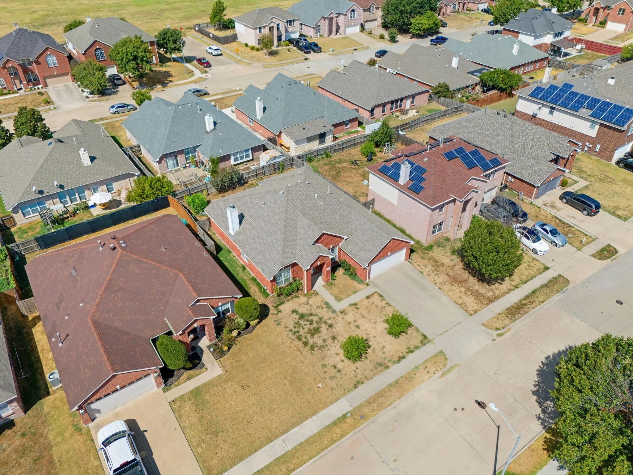 Single Family Residence For Sale in Tarrant County , 3407 Bryce Canyon, Grand Prairie, Texas 75052, 4 Bedroom, 2 Bathroom, 2 Garage spaces, 2,226 Sqft, built in 2002, mls#21389323, Real Estate Agent in Grand Prairie, Homes For Sale in Tarrant county, Homes For Sale in Grand Prairie, Realtor in Grand Prairie Texas, Real Estate Brokerage Independent Realty Texas, Luminita Cordes Realtor