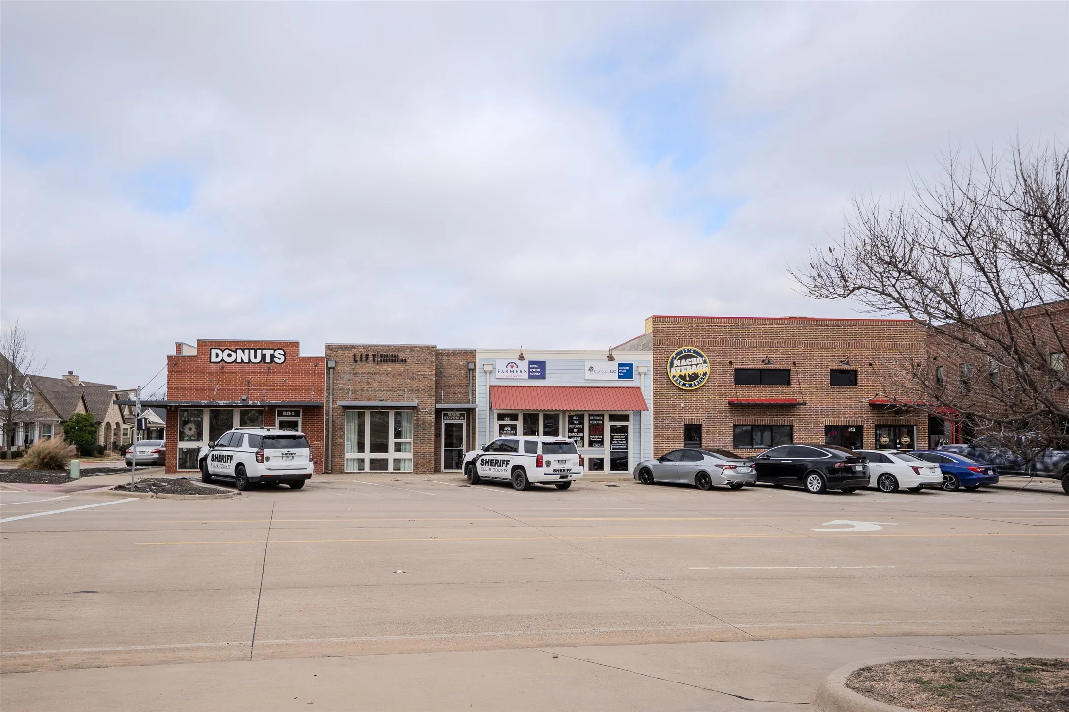 Nearby retail