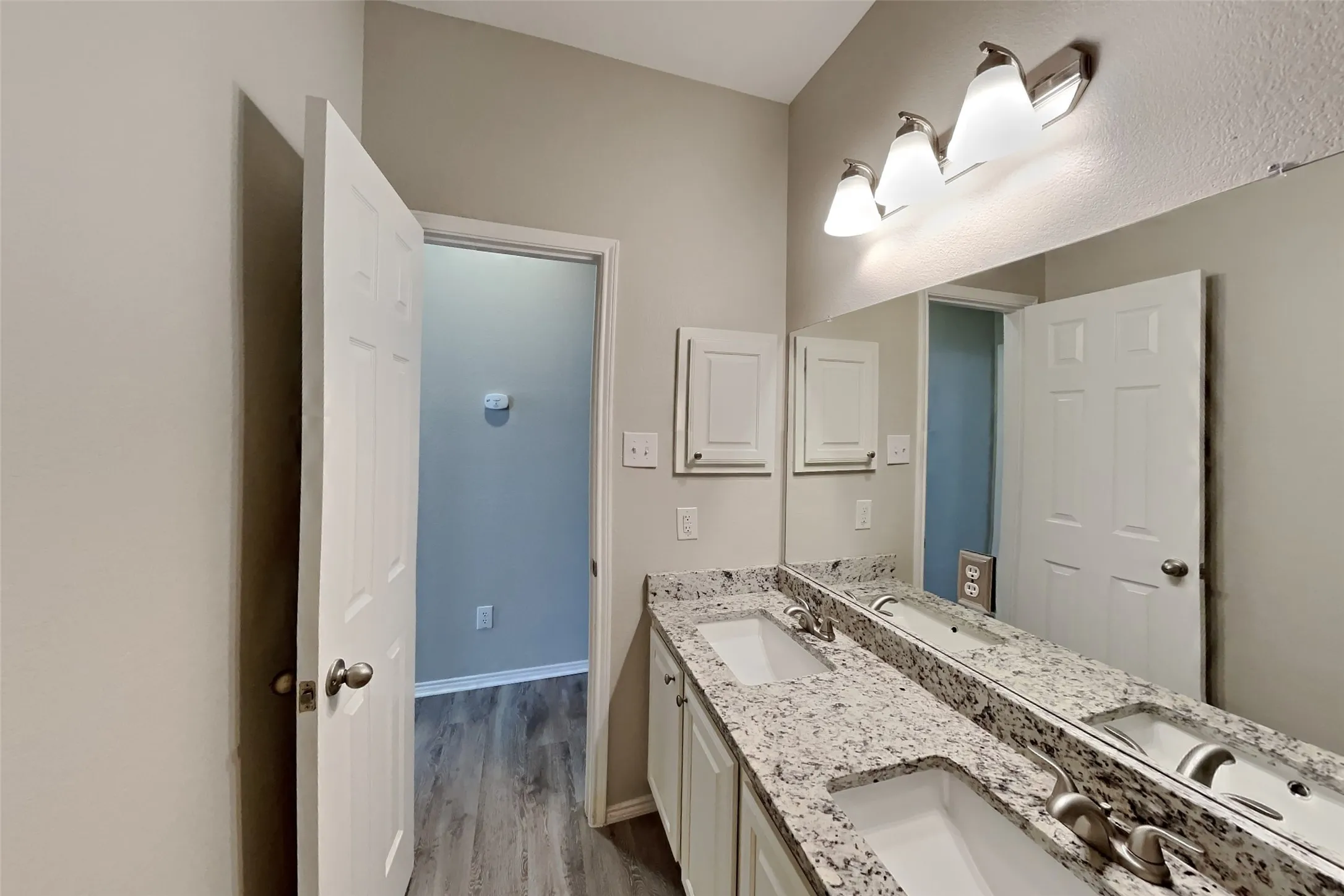 Single Family Residence For Rent in Denton County , 2021 Hickory Drive, Little Elm, Texas 75068, 3 Bedroom, 2 Bathroom, 2 Garage spaces, 2,136 Sqft, built in 2000, mls#21396013, Real Estate Agent in Little Elm, Homes For Rent in Denton county, Homes For Rent in Little Elm, Realtor in Little Elm Texas, Real Estate Brokerage Independent Realty Texas, Luminita Cordes Realtor