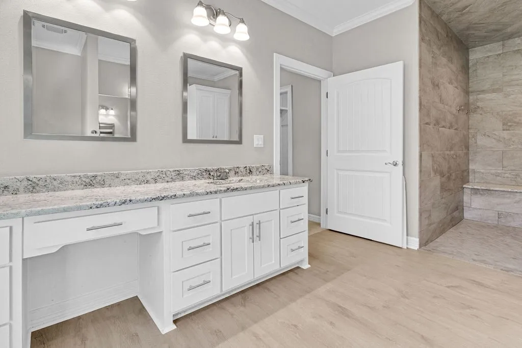 Single Family Residence For Sale in Smith County , 22782 N US Highway 69, Mineola, Texas 75773, 3 Bedroom, 3 Bathroom, 2 Garage spaces, 2,996 Sqft, built in 2018, mls#21396019, Real Estate Agent in Mineola, Homes For Sale in Smith county, Homes For Sale in Mineola, Realtor in Mineola Texas, Real Estate Brokerage Independent Realty Texas, Luminita Cordes Realtor