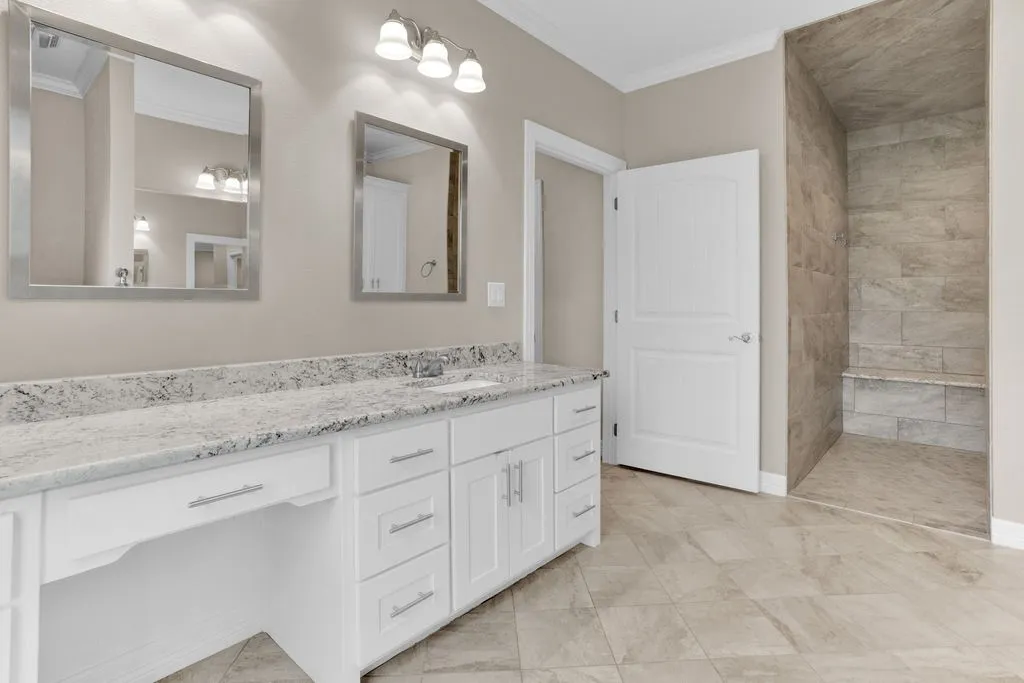 Single Family Residence For Sale in Smith County , 22782 N US Highway 69, Mineola, Texas 75773, 3 Bedroom, 3 Bathroom, 2 Garage spaces, 2,996 Sqft, built in 2018, mls#21396019, Real Estate Agent in Mineola, Homes For Sale in Smith county, Homes For Sale in Mineola, Realtor in Mineola Texas, Real Estate Brokerage Independent Realty Texas, Luminita Cordes Realtor