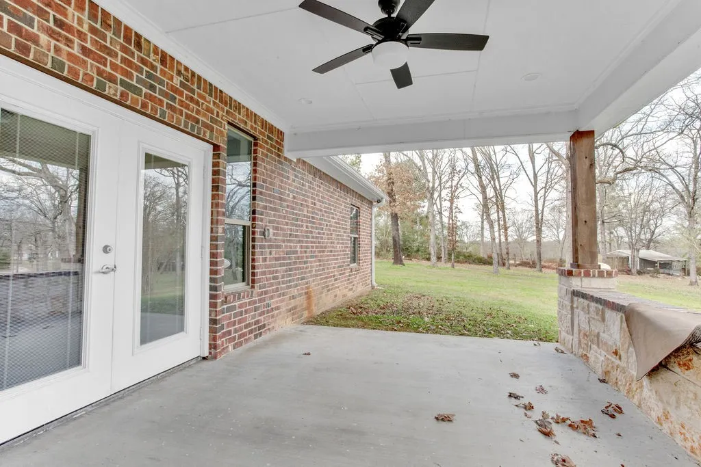Single Family Residence For Sale in Smith County , 22782 N US Highway 69, Mineola, Texas 75773, 3 Bedroom, 3 Bathroom, 2 Garage spaces, 2,996 Sqft, built in 2018, mls#21396019, Real Estate Agent in Mineola, Homes For Sale in Smith county, Homes For Sale in Mineola, Realtor in Mineola Texas, Real Estate Brokerage Independent Realty Texas, Luminita Cordes Realtor