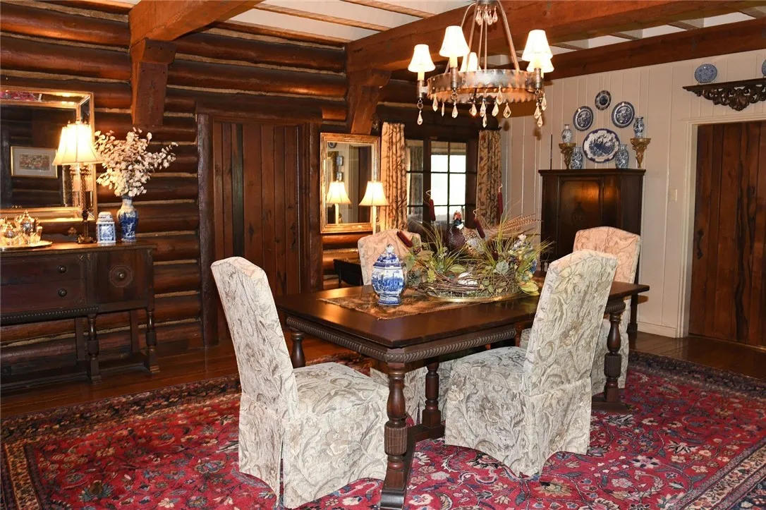 Farm For Sale in Freestone County , 1747 W Highway 84, Mexia, Texas 76667, 5 Bedroom, 5 Bathroom, Garage spaces, 4,276 Sqft, built in 1933, mls#21394841, Real Estate Agent in Mexia, Homes For Sale in Freestone county, Homes For Sale in Mexia, Realtor in Mexia Texas, Real Estate Brokerage Independent Realty Texas, Luminita Cordes Realtor