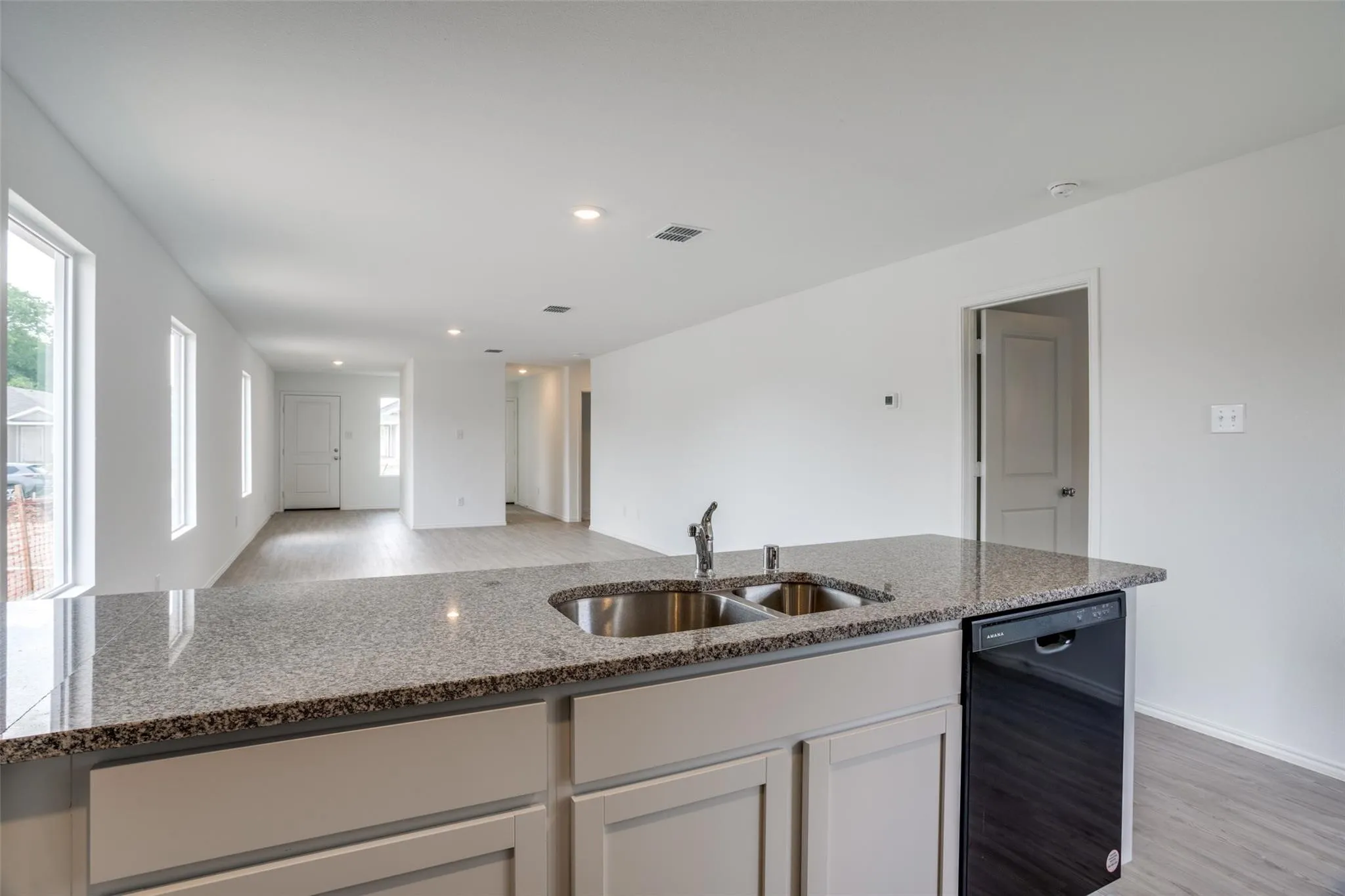 Single Family Residence For Rent in Collin County , 3412 Flicker Lane, Mc Kinney, Texas 75071, 3 Bedroom, 2 Bathroom, 2 Garage spaces, 1,407 Sqft, built in 2024, mls#21395941, Real Estate Agent in Mc Kinney, Homes For Rent in Collin county, Homes For Rent in Mc Kinney, Realtor in Mc Kinney Texas, Real Estate Brokerage Independent Realty Texas, Luminita Cordes Realtor