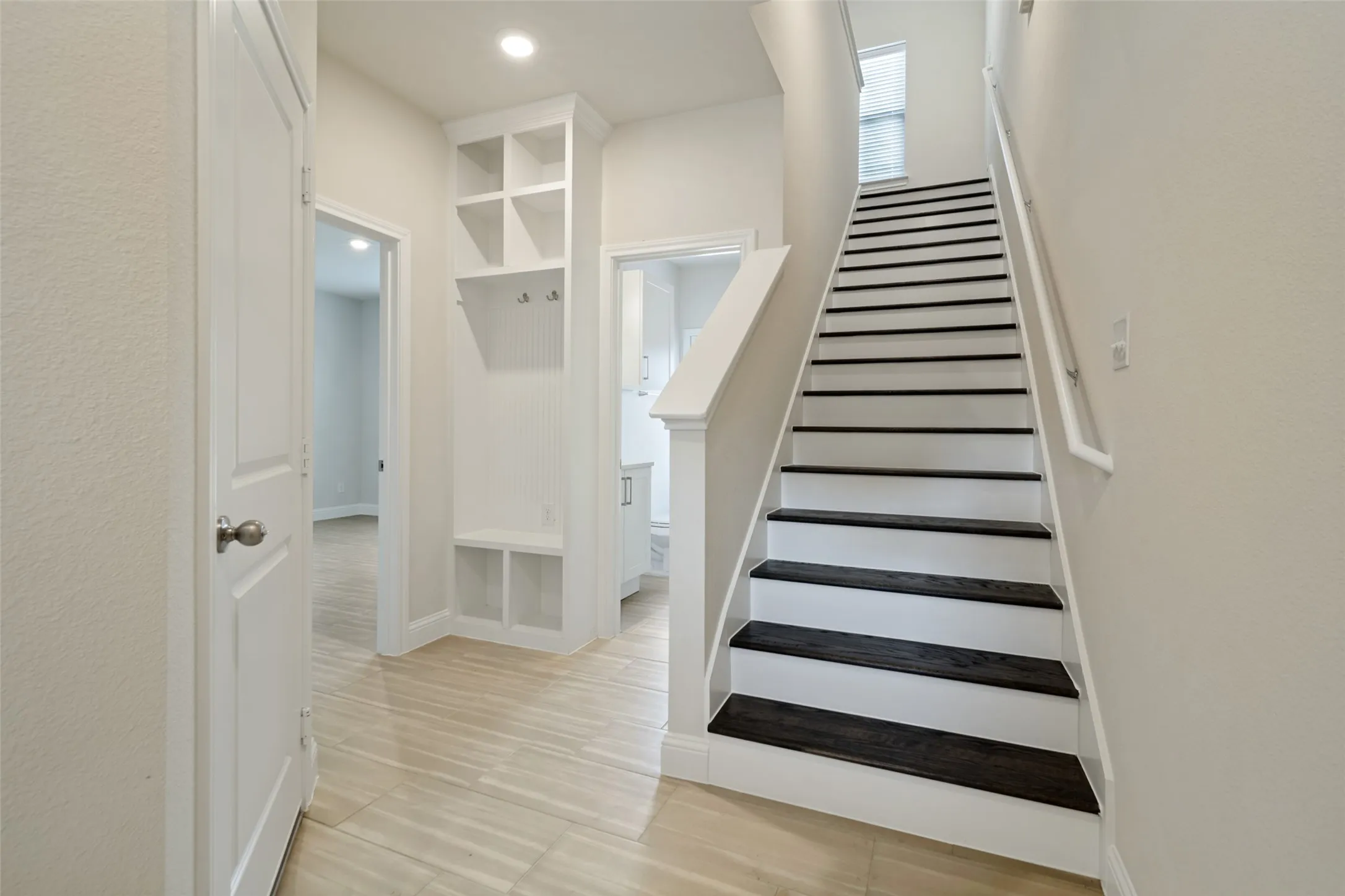 Townhouse For Sale in Dallas County , 6430 Mason Court, Dallas, Texas 75227, 4 Bedroom, 4 Bathroom, 2 Garage spaces, 2,458 Sqft, built in 2026, mls#21388186, Real Estate Agent in Dallas, Homes For Sale in Dallas county, Homes For Sale in Dallas, Realtor in Dallas Texas, Real Estate Brokerage Independent Realty Texas, Luminita Cordes Realtor