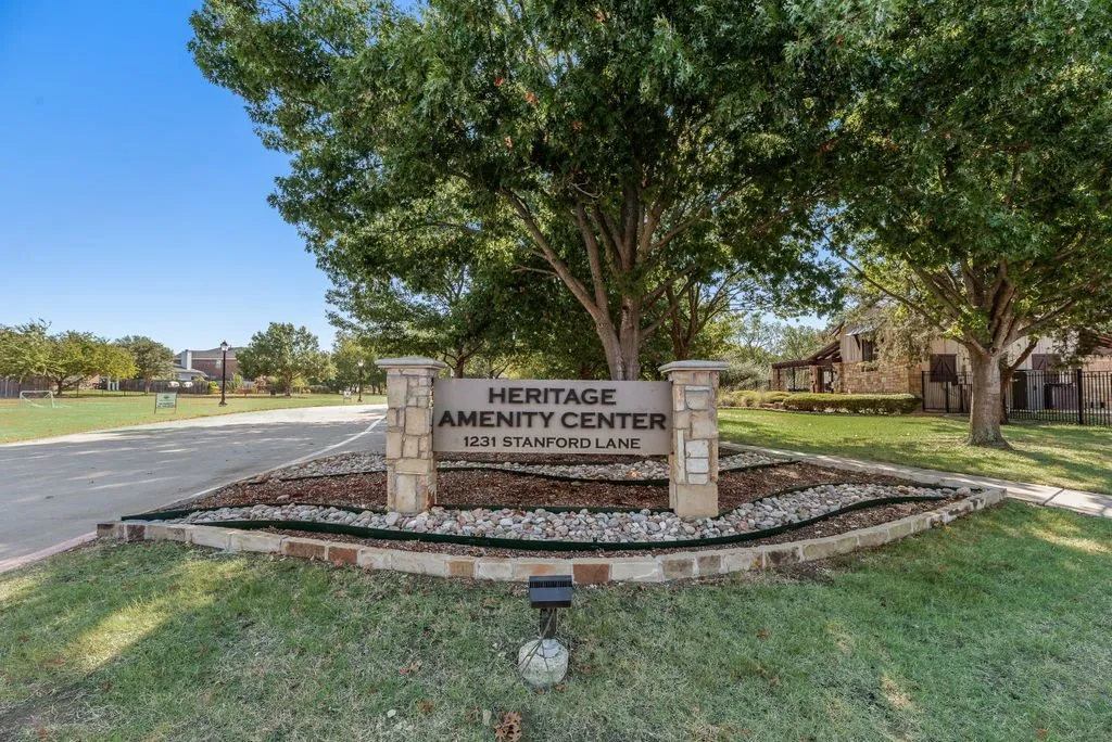 Single Family Residence For Rent in Collin County , 1316 Hunter Lane, Celina, Texas 75009, 4 Bedroom, 3 Bathroom, 2 Garage spaces, 2,539 Sqft, built in 2003, mls#21391859, Real Estate Agent in Celina, Homes For Rent in Collin county, Homes For Rent in Celina, Realtor in Celina Texas, Real Estate Brokerage Independent Realty Texas, Luminita Cordes Realtor