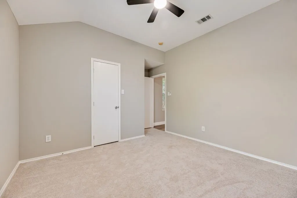 Single Family Residence For Rent in Collin County , 1316 Hunter Lane, Celina, Texas 75009, 4 Bedroom, 3 Bathroom, 2 Garage spaces, 2,539 Sqft, built in 2003, mls#21391859, Real Estate Agent in Celina, Homes For Rent in Collin county, Homes For Rent in Celina, Realtor in Celina Texas, Real Estate Brokerage Independent Realty Texas, Luminita Cordes Realtor