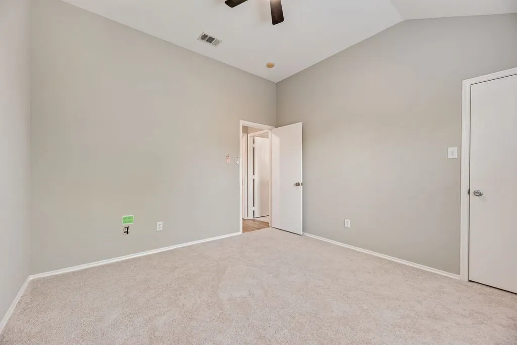 Single Family Residence For Rent in Collin County , 1316 Hunter Lane, Celina, Texas 75009, 4 Bedroom, 3 Bathroom, 2 Garage spaces, 2,539 Sqft, built in 2003, mls#21391859, Real Estate Agent in Celina, Homes For Rent in Collin county, Homes For Rent in Celina, Realtor in Celina Texas, Real Estate Brokerage Independent Realty Texas, Luminita Cordes Realtor