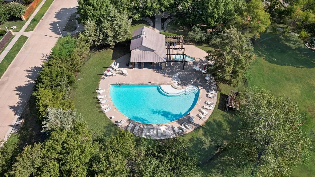 Single Family Residence For Rent in Collin County , 1316 Hunter Lane, Celina, Texas 75009, 4 Bedroom, 3 Bathroom, 2 Garage spaces, 2,539 Sqft, built in 2003, mls#21391859, Real Estate Agent in Celina, Homes For Rent in Collin county, Homes For Rent in Celina, Realtor in Celina Texas, Real Estate Brokerage Independent Realty Texas, Luminita Cordes Realtor