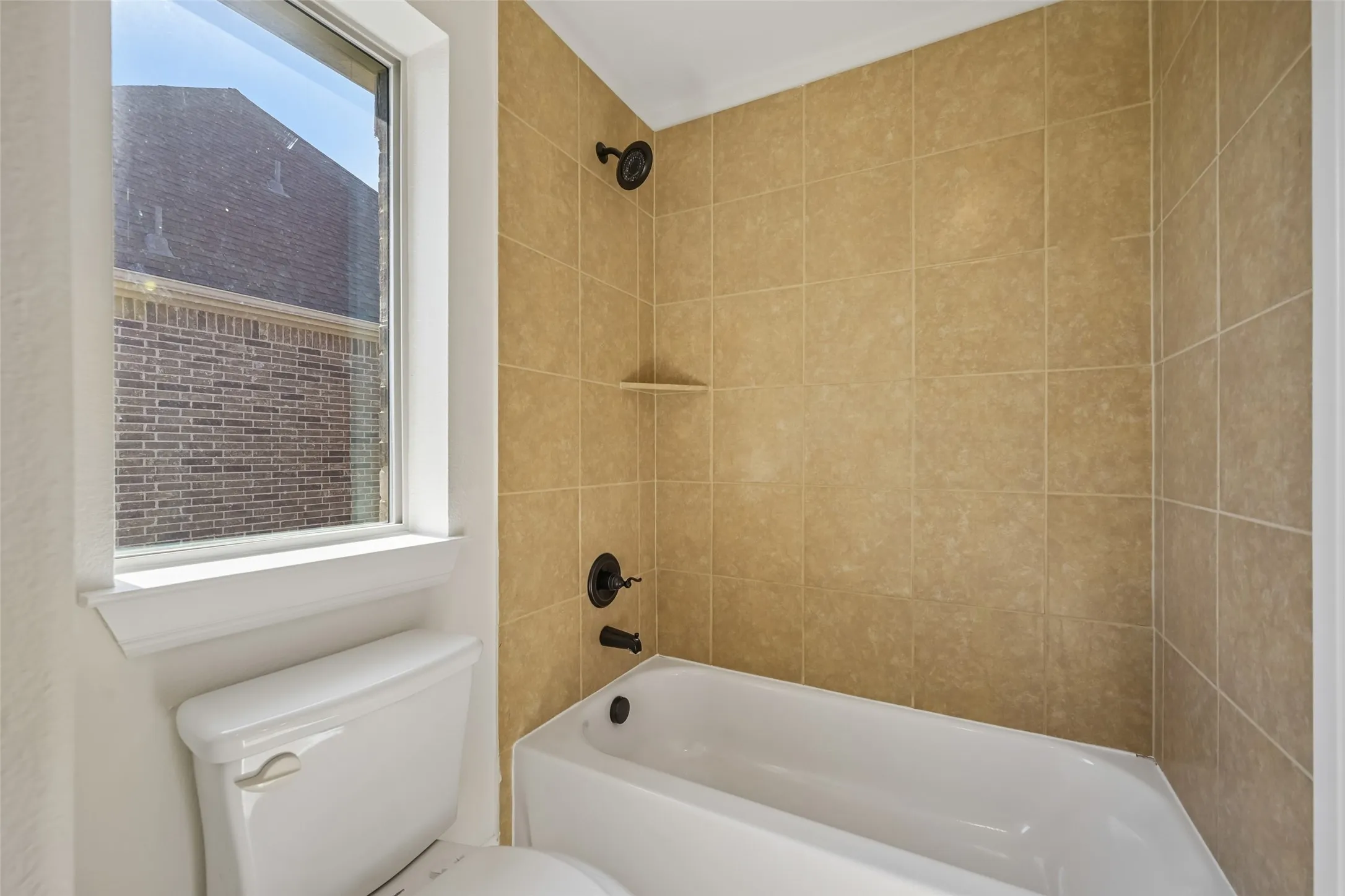 Single Family Residence For Sale in Denton County , 2156 Alcove Drive, Frisco, Texas 75034, 4 Bedroom, 4 Bathroom, 2 Garage spaces, 4,587 Sqft, built in 2016, mls#21396020, Real Estate Agent in Frisco, Homes For Sale in Denton county, Homes For Sale in Frisco, Realtor in Frisco Texas, Real Estate Brokerage Independent Realty Texas, Luminita Cordes Realtor
