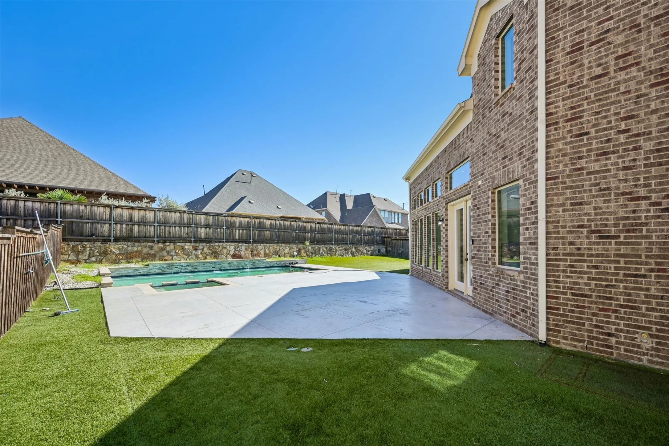 Single Family Residence For Sale in Denton County , 2156 Alcove Drive, Frisco, Texas 75034, 4 Bedroom, 4 Bathroom, 2 Garage spaces, 4,587 Sqft, built in 2016, mls#21396020, Real Estate Agent in Frisco, Homes For Sale in Denton county, Homes For Sale in Frisco, Realtor in Frisco Texas, Real Estate Brokerage Independent Realty Texas, Luminita Cordes Realtor