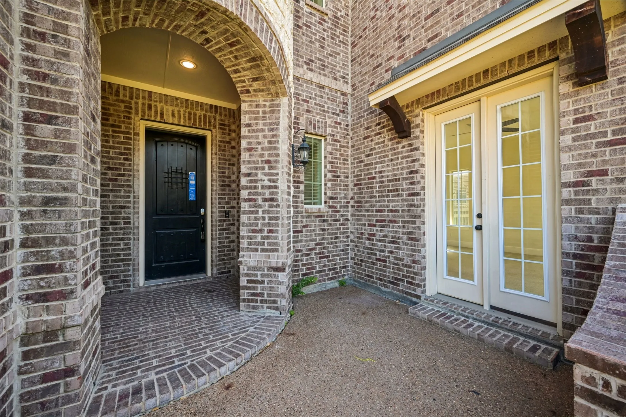Single Family Residence For Sale in Denton County , 2156 Alcove Drive, Frisco, Texas 75034, 4 Bedroom, 4 Bathroom, 2 Garage spaces, 4,587 Sqft, built in 2016, mls#21396020, Real Estate Agent in Frisco, Homes For Sale in Denton county, Homes For Sale in Frisco, Realtor in Frisco Texas, Real Estate Brokerage Independent Realty Texas, Luminita Cordes Realtor