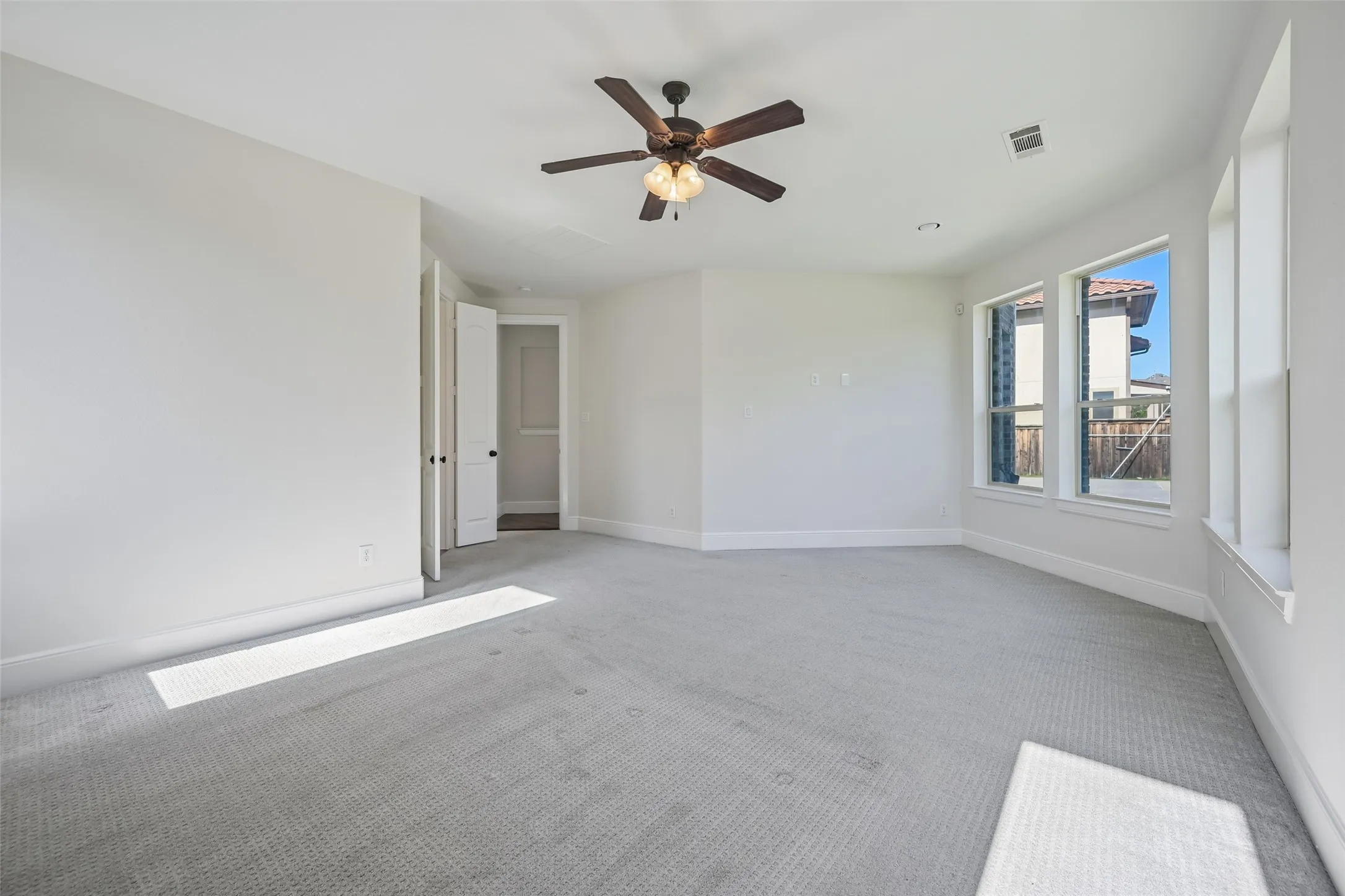Single Family Residence For Sale in Denton County , 2156 Alcove Drive, Frisco, Texas 75034, 4 Bedroom, 4 Bathroom, 2 Garage spaces, 4,587 Sqft, built in 2016, mls#21396020, Real Estate Agent in Frisco, Homes For Sale in Denton county, Homes For Sale in Frisco, Realtor in Frisco Texas, Real Estate Brokerage Independent Realty Texas, Luminita Cordes Realtor