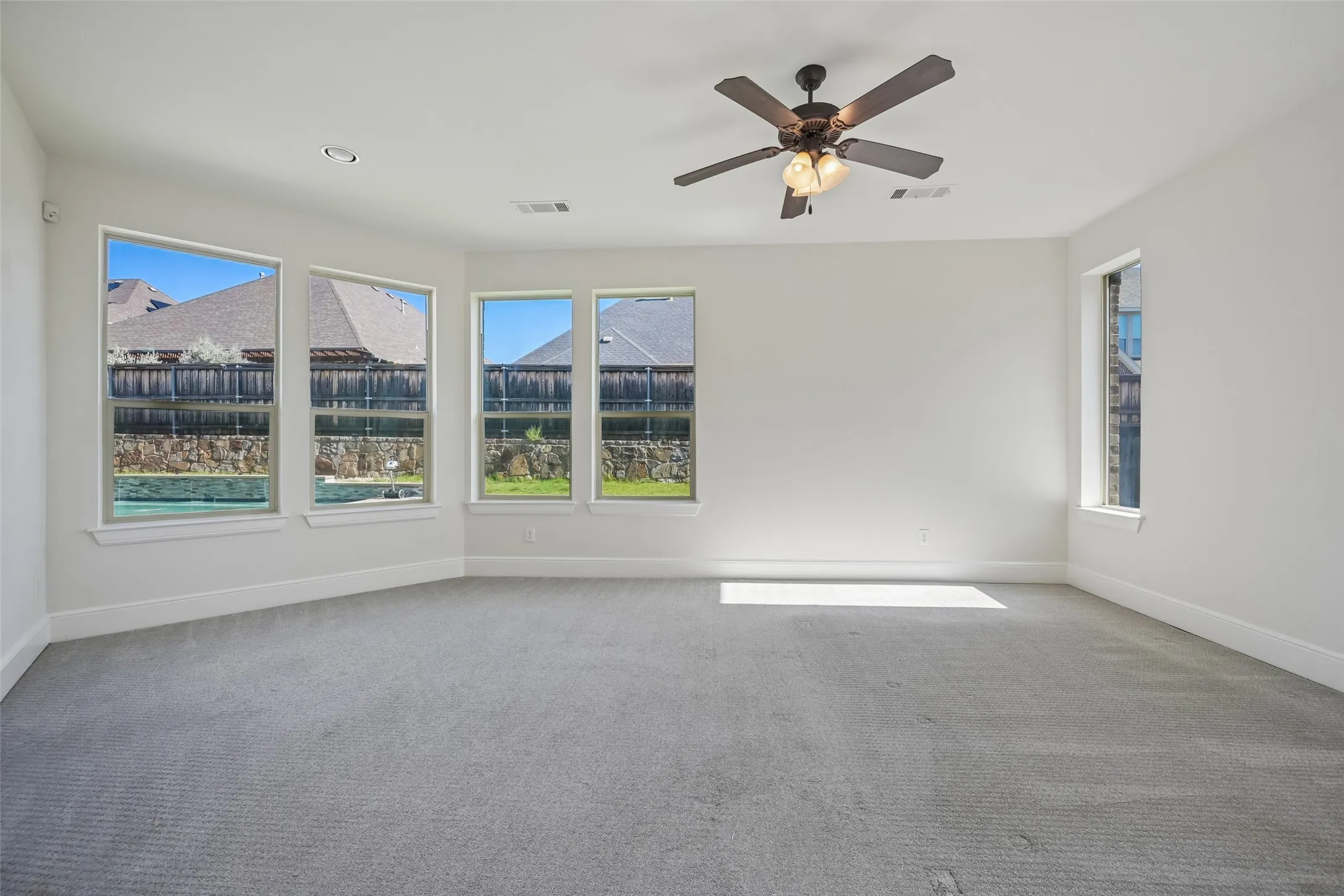 Single Family Residence For Sale in Denton County , 2156 Alcove Drive, Frisco, Texas 75034, 4 Bedroom, 4 Bathroom, 2 Garage spaces, 4,587 Sqft, built in 2016, mls#21396020, Real Estate Agent in Frisco, Homes For Sale in Denton county, Homes For Sale in Frisco, Realtor in Frisco Texas, Real Estate Brokerage Independent Realty Texas, Luminita Cordes Realtor