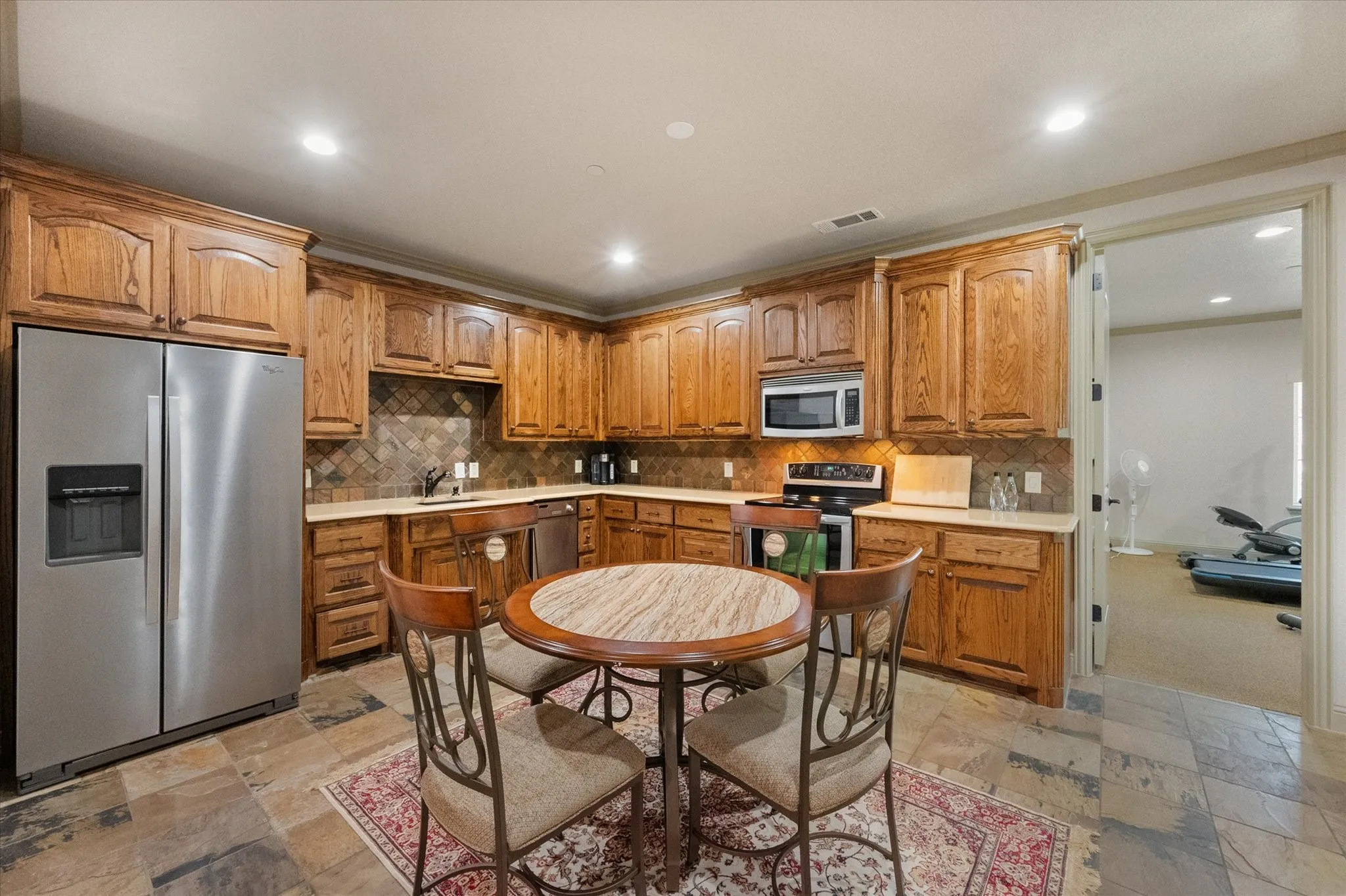 Single Family Residence For Sale in Wise County , 103 Oak Grove Lane, Boyd, Texas 76023, 6 Bedroom, 5 Bathroom, 4 Garage spaces, 5,513 Sqft, built in 2007, mls#21387246, Real Estate Agent in Boyd, Homes For Sale in Wise county, Homes For Sale in Boyd, Realtor in Boyd Texas, Real Estate Brokerage Independent Realty Texas, Luminita Cordes Realtor