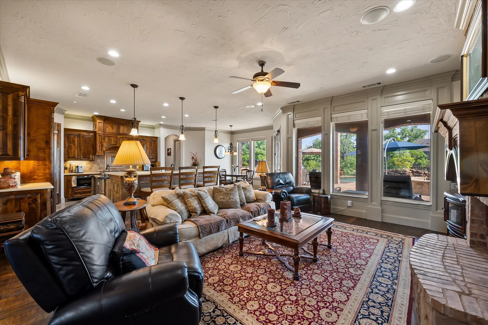 Single Family Residence For Sale in Wise County , 103 Oak Grove Lane, Boyd, Texas 76023, 6 Bedroom, 5 Bathroom, 4 Garage spaces, 5,513 Sqft, built in 2007, mls#21387246, Real Estate Agent in Boyd, Homes For Sale in Wise county, Homes For Sale in Boyd, Realtor in Boyd Texas, Real Estate Brokerage Independent Realty Texas, Luminita Cordes Realtor
