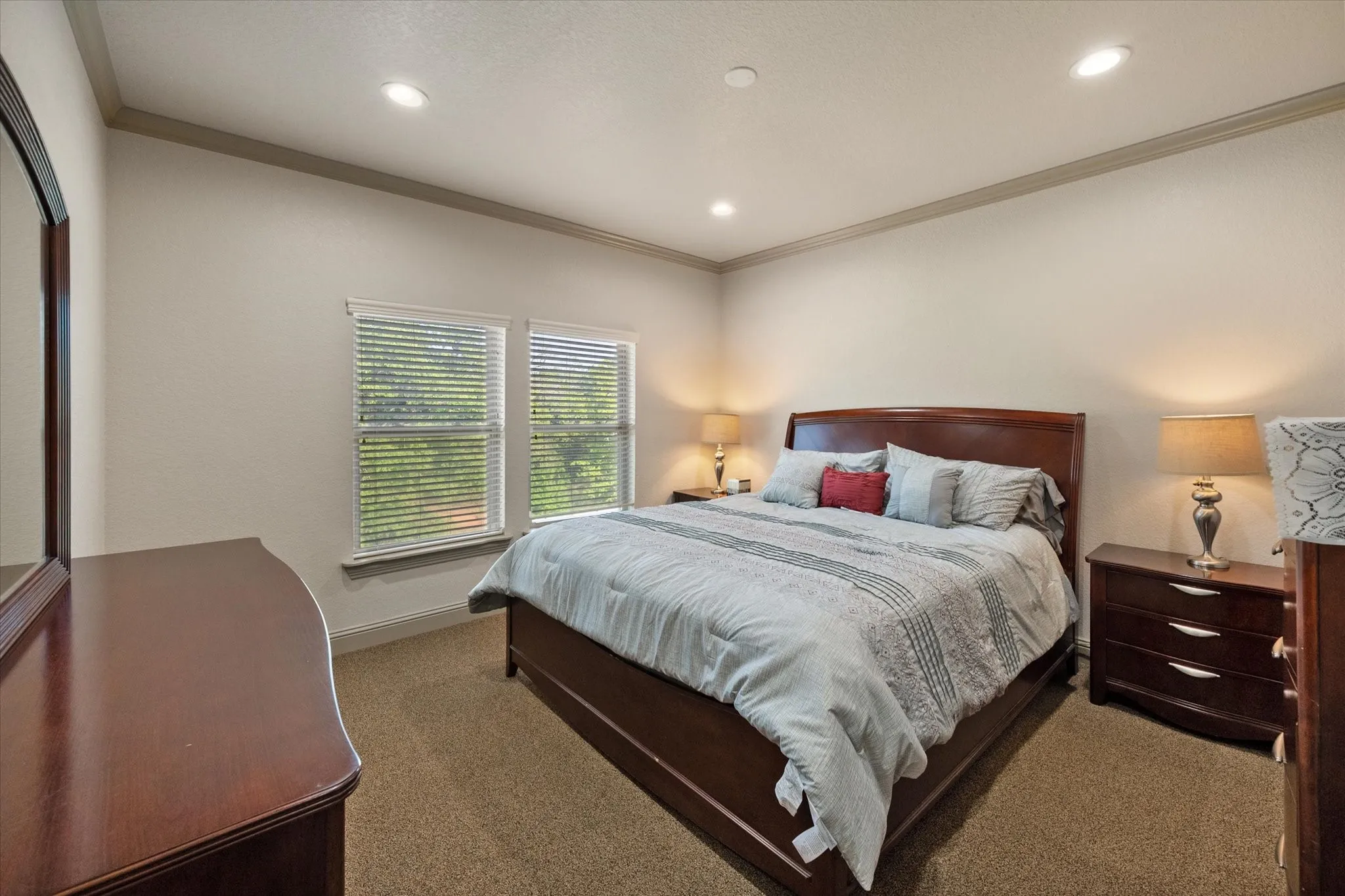 Single Family Residence For Sale in Wise County , 103 Oak Grove Lane, Boyd, Texas 76023, 6 Bedroom, 5 Bathroom, 4 Garage spaces, 5,513 Sqft, built in 2007, mls#21387246, Real Estate Agent in Boyd, Homes For Sale in Wise county, Homes For Sale in Boyd, Realtor in Boyd Texas, Real Estate Brokerage Independent Realty Texas, Luminita Cordes Realtor