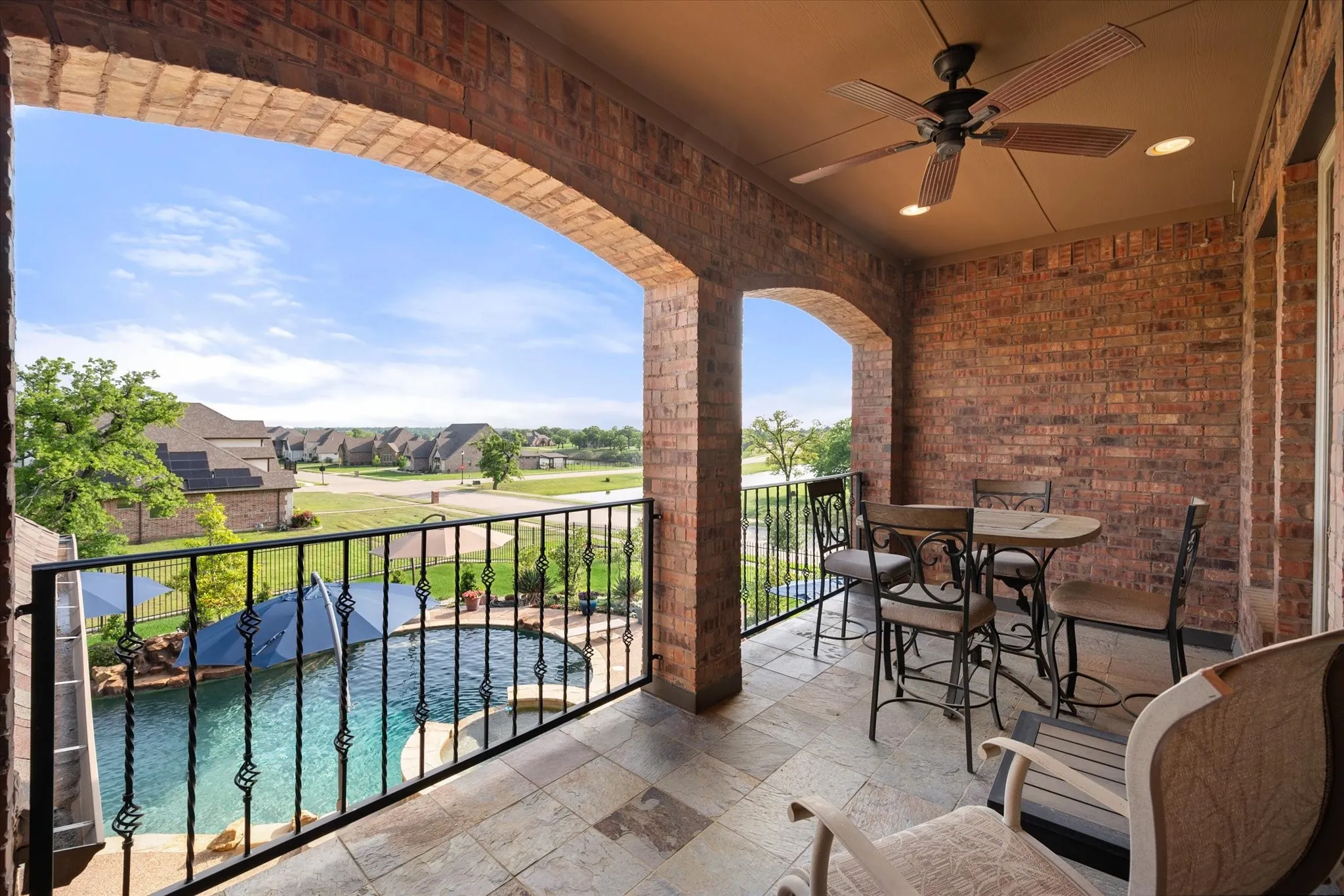 Single Family Residence For Sale in Wise County , 103 Oak Grove Lane, Boyd, Texas 76023, 6 Bedroom, 5 Bathroom, 4 Garage spaces, 5,513 Sqft, built in 2007, mls#21387246, Real Estate Agent in Boyd, Homes For Sale in Wise county, Homes For Sale in Boyd, Realtor in Boyd Texas, Real Estate Brokerage Independent Realty Texas, Luminita Cordes Realtor