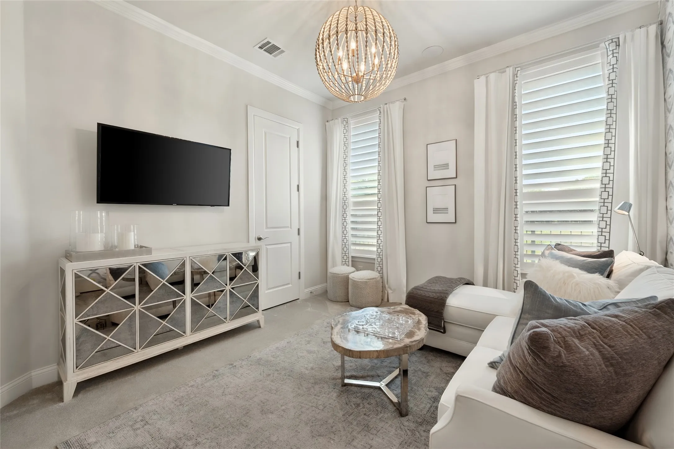 Single Family Residence For Sale in Tarrant County , 5604 Heron Drive W, Colleyville, Texas 76034, 3 Bedroom, 3 Bathroom, 2 Garage spaces, 2,738 Sqft, built in 2016, mls#21395432, Real Estate Agent in Colleyville, Homes For Sale in Tarrant county, Homes For Sale in Colleyville, Realtor in Colleyville Texas, Real Estate Brokerage Independent Realty Texas, Luminita Cordes Realtor