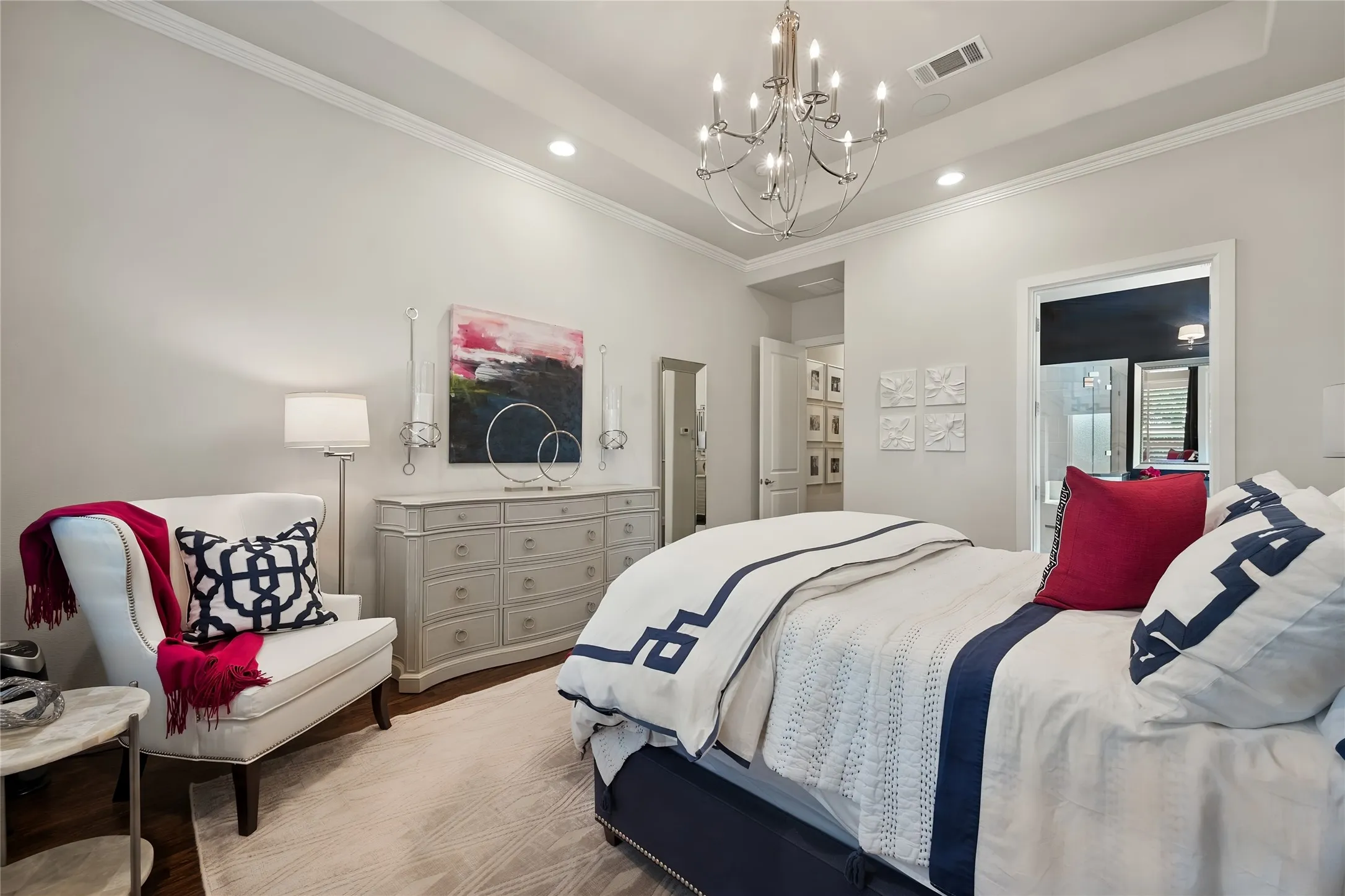 Single Family Residence For Sale in Tarrant County , 5604 Heron Drive W, Colleyville, Texas 76034, 3 Bedroom, 3 Bathroom, 2 Garage spaces, 2,738 Sqft, built in 2016, mls#21395432, Real Estate Agent in Colleyville, Homes For Sale in Tarrant county, Homes For Sale in Colleyville, Realtor in Colleyville Texas, Real Estate Brokerage Independent Realty Texas, Luminita Cordes Realtor