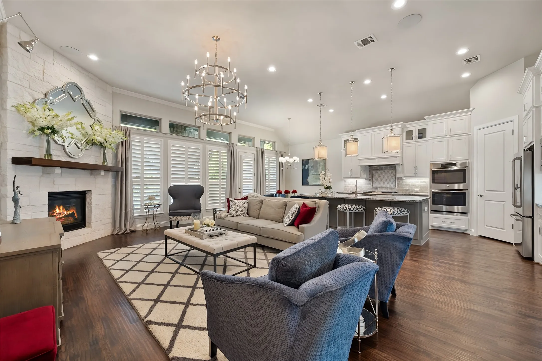 Single Family Residence For Sale in Tarrant County , 5604 Heron Drive W, Colleyville, Texas 76034, 3 Bedroom, 3 Bathroom, 2 Garage spaces, 2,738 Sqft, built in 2016, mls#21395432, Real Estate Agent in Colleyville, Homes For Sale in Tarrant county, Homes For Sale in Colleyville, Realtor in Colleyville Texas, Real Estate Brokerage Independent Realty Texas, Luminita Cordes Realtor