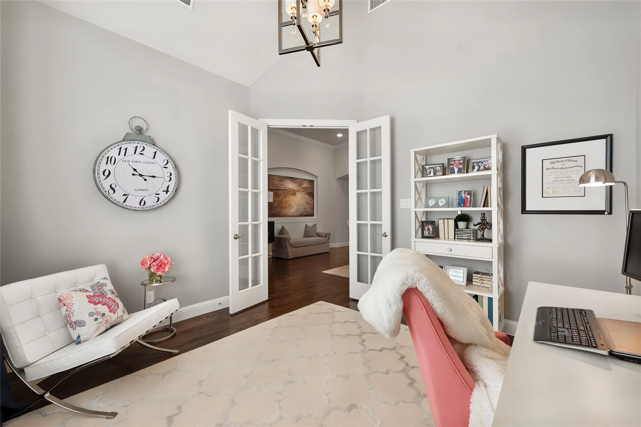 Single Family Residence For Sale in Tarrant County , 5604 Heron Drive W, Colleyville, Texas 76034, 3 Bedroom, 3 Bathroom, 2 Garage spaces, 2,738 Sqft, built in 2016, mls#21395432, Real Estate Agent in Colleyville, Homes For Sale in Tarrant county, Homes For Sale in Colleyville, Realtor in Colleyville Texas, Real Estate Brokerage Independent Realty Texas, Luminita Cordes Realtor