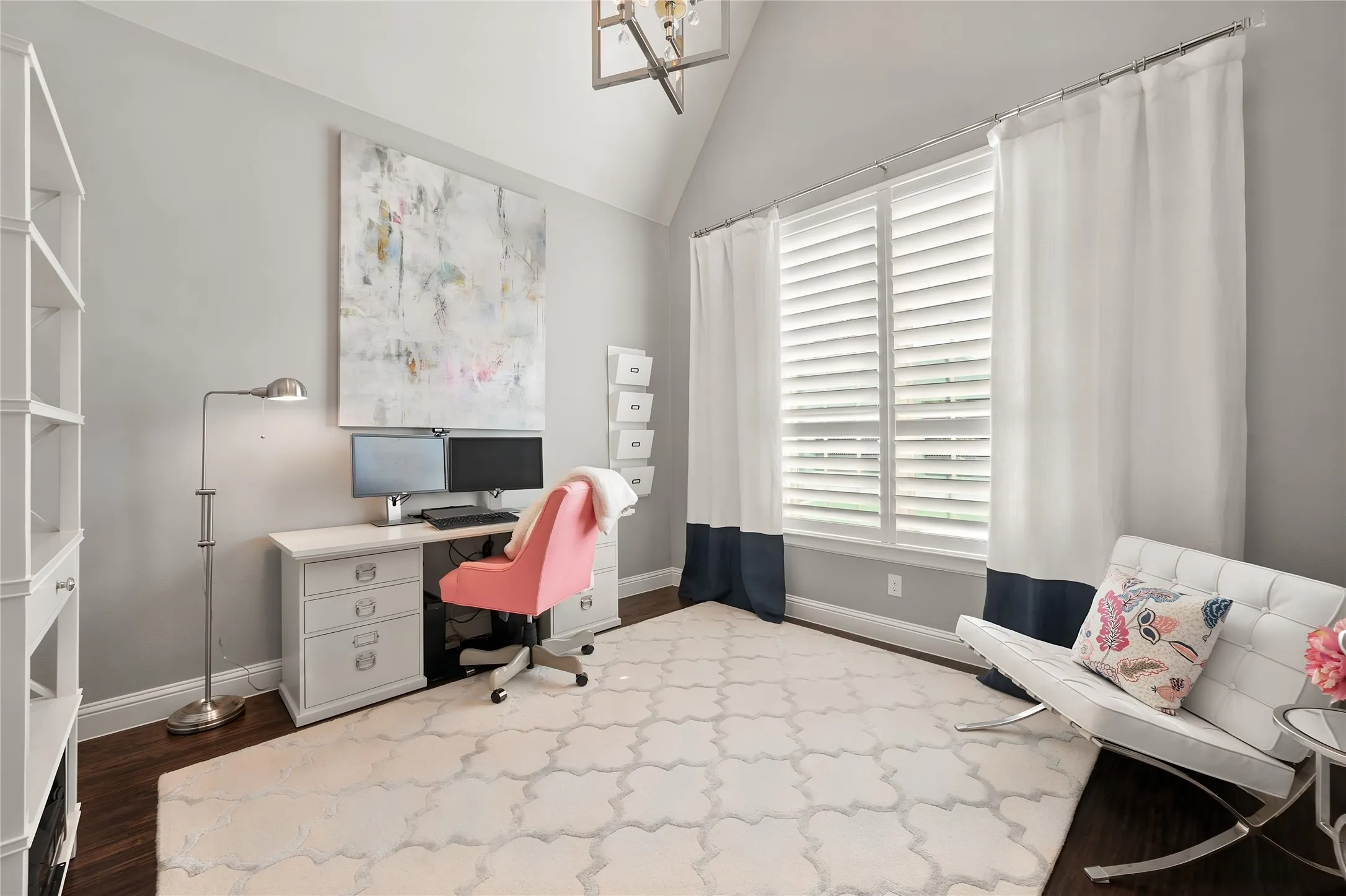 Single Family Residence For Sale in Tarrant County , 5604 Heron Drive W, Colleyville, Texas 76034, 3 Bedroom, 3 Bathroom, 2 Garage spaces, 2,738 Sqft, built in 2016, mls#21395432, Real Estate Agent in Colleyville, Homes For Sale in Tarrant county, Homes For Sale in Colleyville, Realtor in Colleyville Texas, Real Estate Brokerage Independent Realty Texas, Luminita Cordes Realtor
