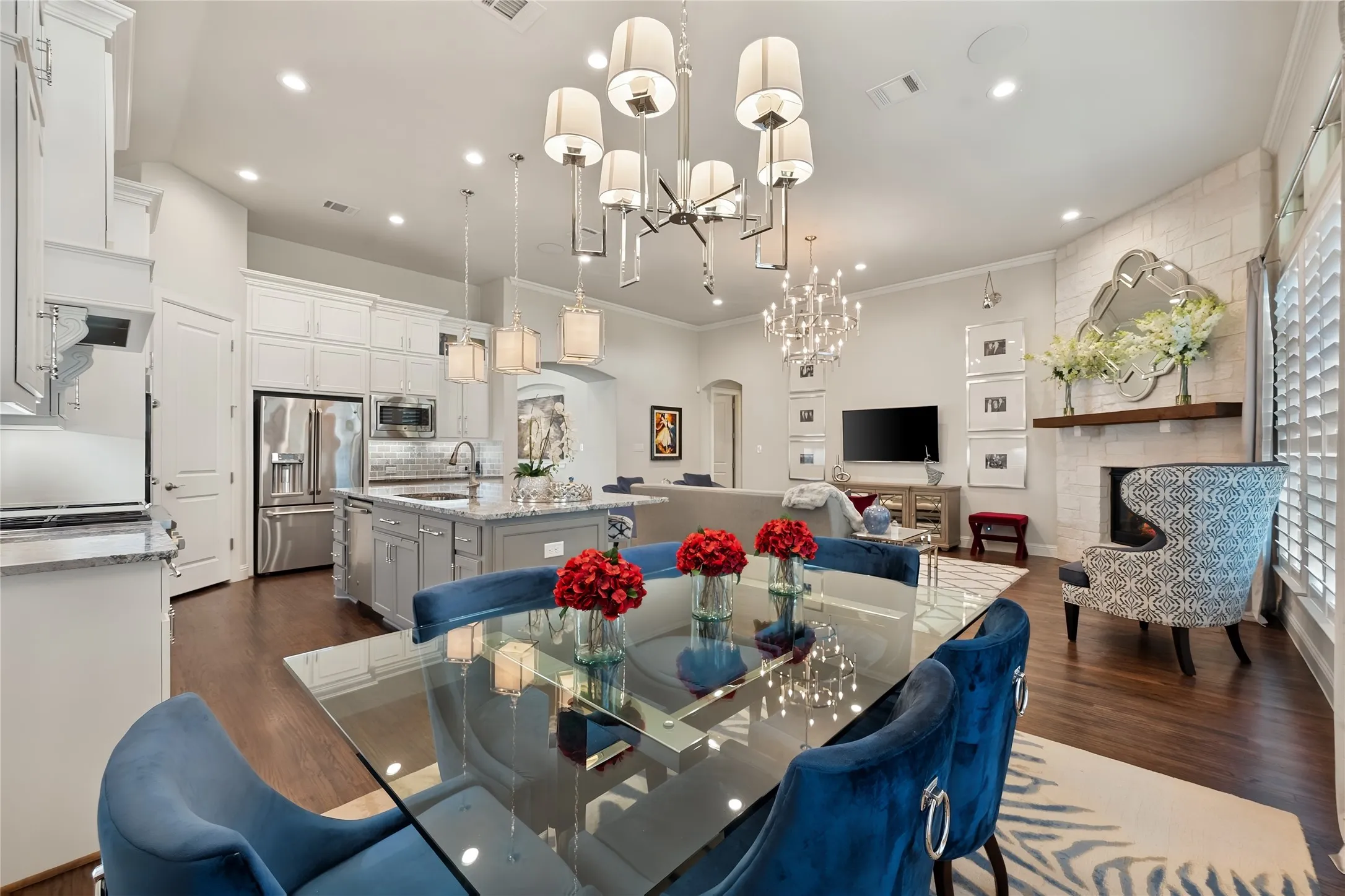 Single Family Residence For Sale in Tarrant County , 5604 Heron Drive W, Colleyville, Texas 76034, 3 Bedroom, 3 Bathroom, 2 Garage spaces, 2,738 Sqft, built in 2016, mls#21395432, Real Estate Agent in Colleyville, Homes For Sale in Tarrant county, Homes For Sale in Colleyville, Realtor in Colleyville Texas, Real Estate Brokerage Independent Realty Texas, Luminita Cordes Realtor