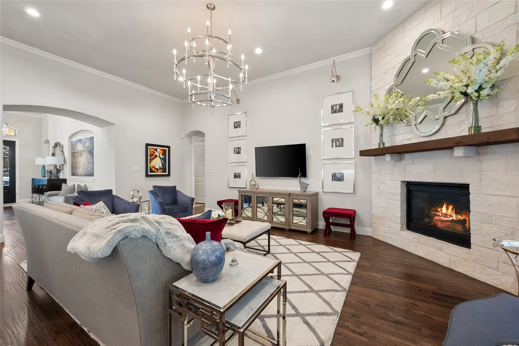 Single Family Residence For Sale in Tarrant County , 5604 Heron Drive W, Colleyville, Texas 76034, 3 Bedroom, 3 Bathroom, 2 Garage spaces, 2,738 Sqft, built in 2016, mls#21395432, Real Estate Agent in Colleyville, Homes For Sale in Tarrant county, Homes For Sale in Colleyville, Realtor in Colleyville Texas, Real Estate Brokerage Independent Realty Texas, Luminita Cordes Realtor