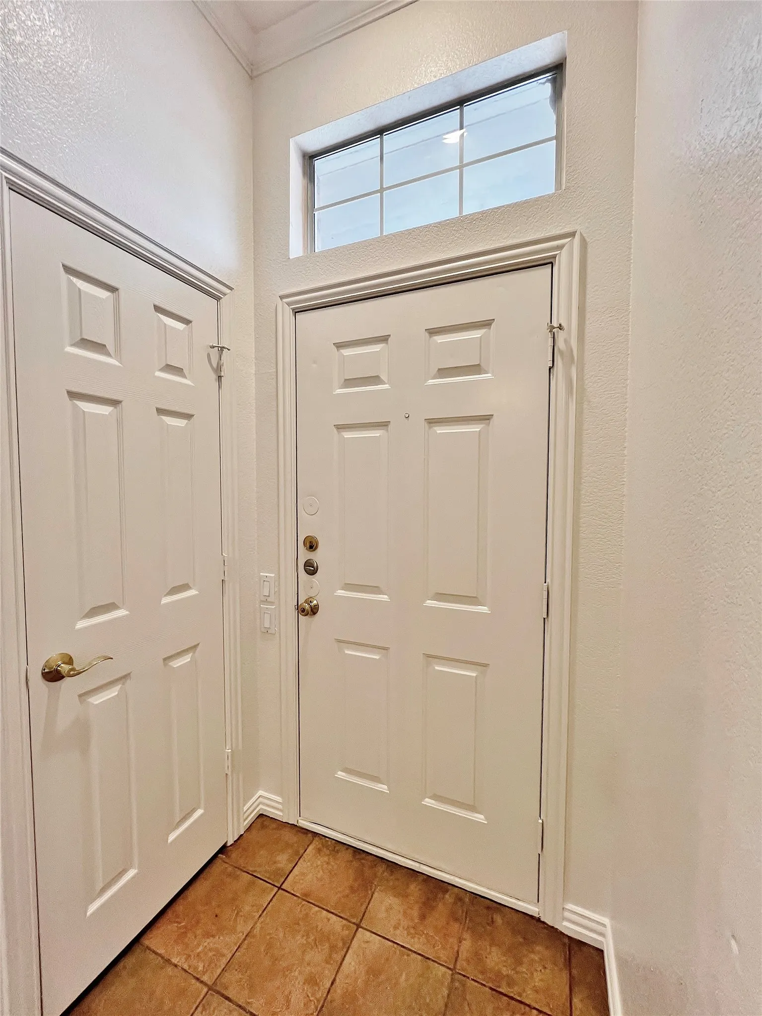 Duplex For Rent in Tarrant County , 5131 Trail Dust Lane, Arlington, Texas 76017, 2 Bedroom, 2 Bathroom, 2 Garage spaces, 1,144 Sqft, built in 2001, mls#21396034, Real Estate Agent in Arlington, Homes For Rent in Tarrant county, Homes For Rent in Arlington, Realtor in Arlington Texas, Real Estate Brokerage Independent Realty Texas, Luminita Cordes Realtor