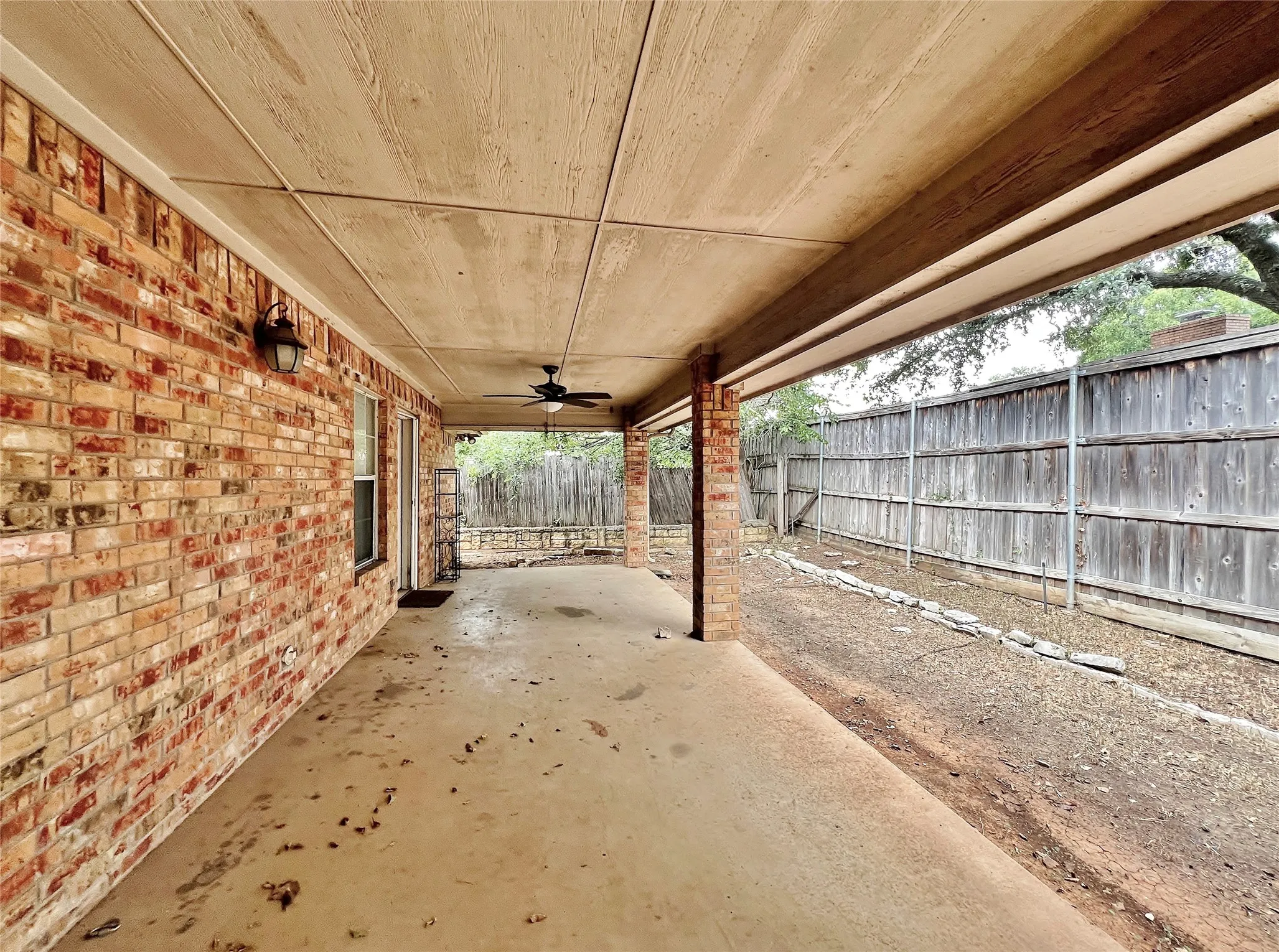 Duplex For Rent in Tarrant County , 5131 Trail Dust Lane, Arlington, Texas 76017, 2 Bedroom, 2 Bathroom, 2 Garage spaces, 1,144 Sqft, built in 2001, mls#21396034, Real Estate Agent in Arlington, Homes For Rent in Tarrant county, Homes For Rent in Arlington, Realtor in Arlington Texas, Real Estate Brokerage Independent Realty Texas, Luminita Cordes Realtor