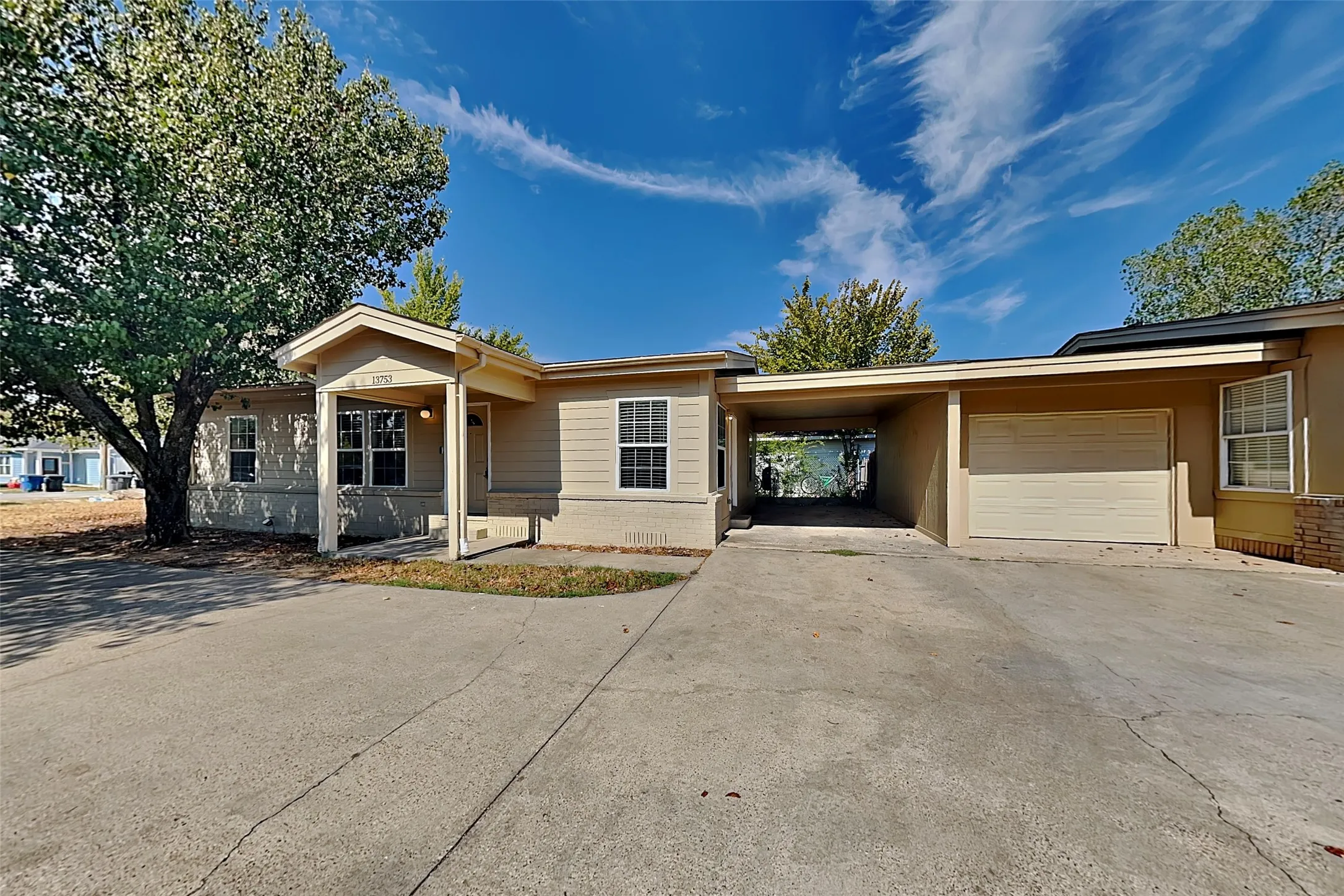 Single Family Residence For Rent