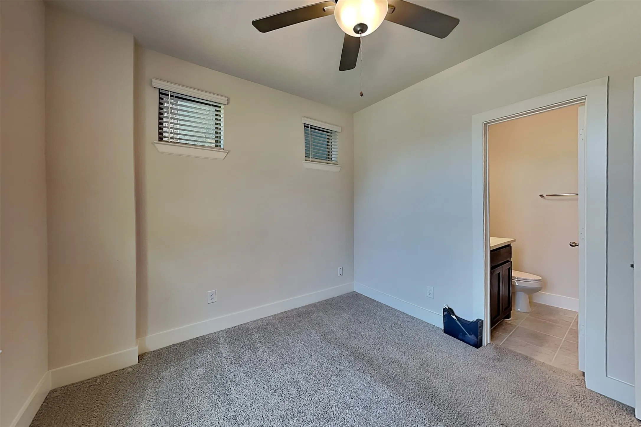 Apartment For Rent in Dallas County , 2727 Flowering Peach Lane, Dallas, Texas 75212, 3 Bedroom, 4 Bathroom, 2 Garage spaces, 1,920 Sqft, built in 2020, mls#21395281, Real Estate Agent in Dallas, Homes For Rent in Dallas county, Homes For Rent in Dallas, Realtor in Dallas Texas, Real Estate Brokerage Independent Realty Texas, Luminita Cordes Realtor