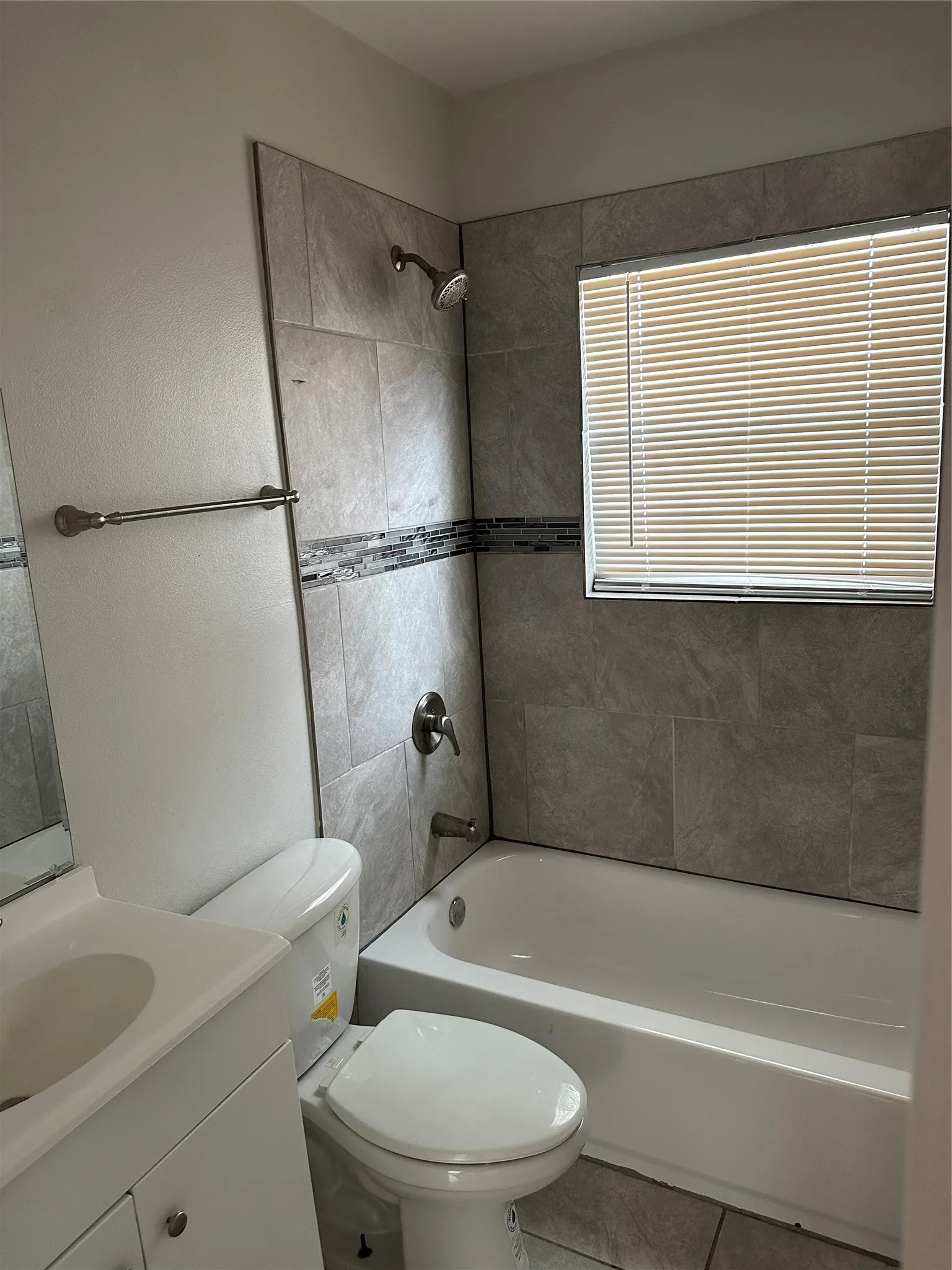 Single Family Residence For Rent in Dallas County , 1545 Briarcliff Road, Dallas, Texas 75235, 2 Bedroom, 1 Bathroom, Garage spaces, 750 Sqft, built in 1949, mls#21396037, Real Estate Agent in Dallas, Homes For Rent in Dallas county, Homes For Rent in Dallas, Realtor in Dallas Texas, Real Estate Brokerage Independent Realty Texas, Luminita Cordes Realtor