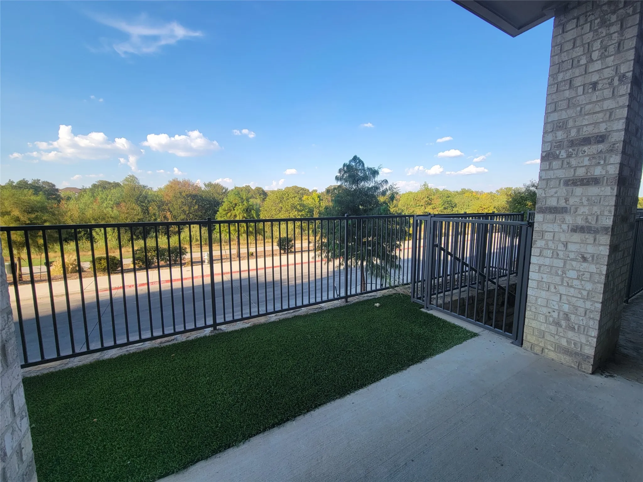 Condominium For Sale in Denton County , 2700 Old Denton Road 1032, Carrollton, Texas 75007, 2 Bedroom, 2 Bathroom, 2 Garage spaces, 1,172 Sqft, built in 2022, mls#21390761, Real Estate Agent in Carrollton, Homes For Sale in Denton county, Homes For Sale in Carrollton, Realtor in Carrollton Texas, Real Estate Brokerage Independent Realty Texas, Luminita Cordes Realtor