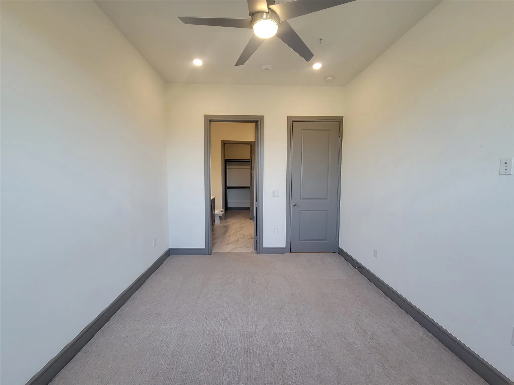 Condominium For Sale in Denton County , 2700 Old Denton Road 1032, Carrollton, Texas 75007, 2 Bedroom, 2 Bathroom, 2 Garage spaces, 1,172 Sqft, built in 2022, mls#21390761, Real Estate Agent in Carrollton, Homes For Sale in Denton county, Homes For Sale in Carrollton, Realtor in Carrollton Texas, Real Estate Brokerage Independent Realty Texas, Luminita Cordes Realtor