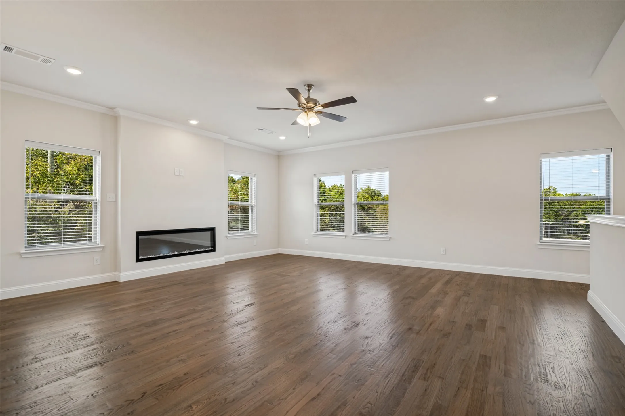 Townhouse For Sale in Dallas County , 6446 Mason Court, Dallas, Texas 75227, 4 Bedroom, 4 Bathroom, 2 Garage spaces, 2,458 Sqft, built in 2026, mls#21388159, Real Estate Agent in Dallas, Homes For Sale in Dallas county, Homes For Sale in Dallas, Realtor in Dallas Texas, Real Estate Brokerage Independent Realty Texas, Luminita Cordes Realtor