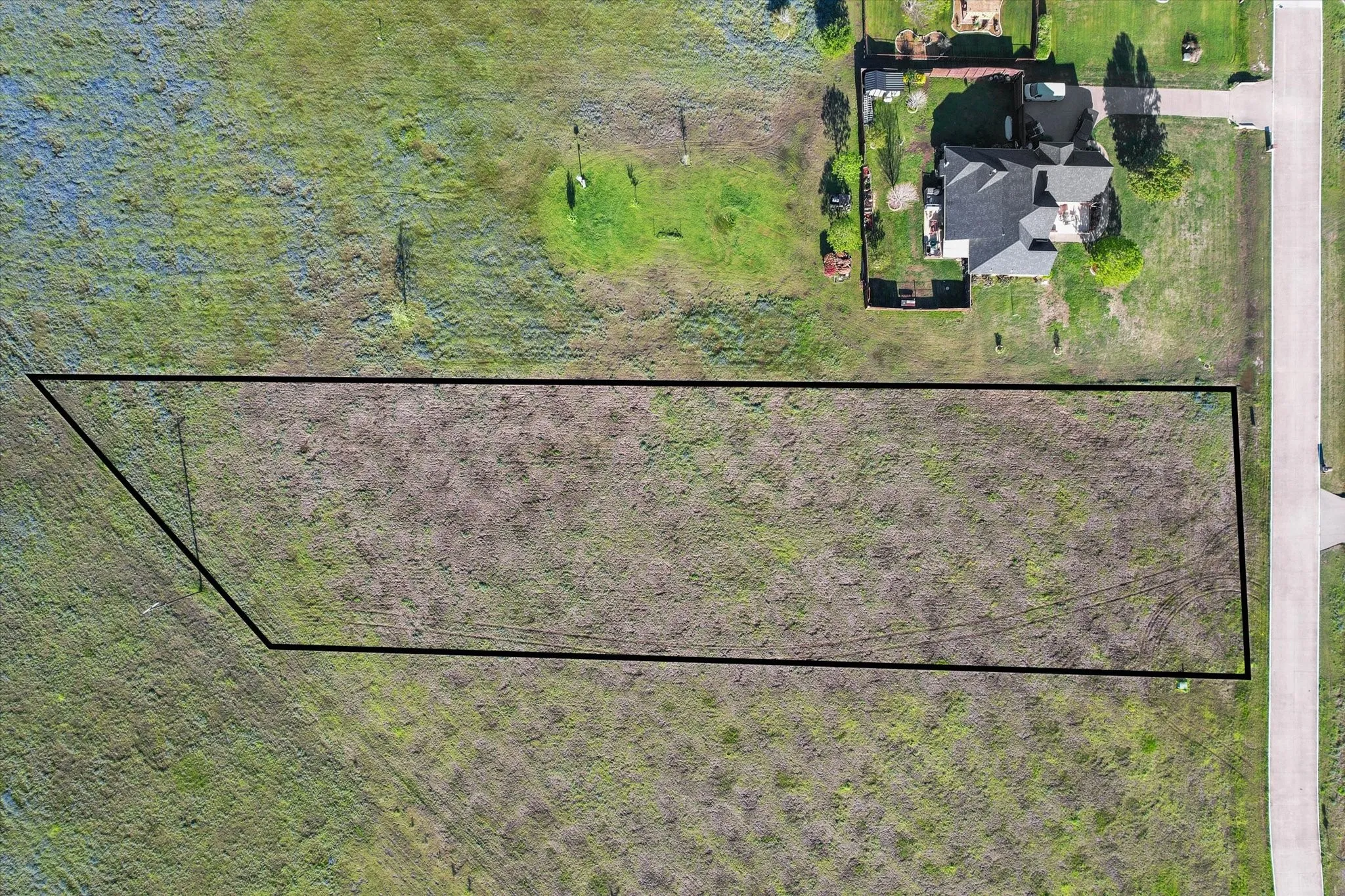 Unimproved Land For Sale in Ellis County , 8 Hunter Pass, Waxahachie, Texas 75165, 0, 0, Garage spaces, 0 Sqft, built in 0, mls#21393317, Real Estate Agent in Waxahachie, Homes For Sale in Ellis county, Homes For Sale in Waxahachie, Realtor in Waxahachie Texas, Real Estate Brokerage Independent Realty Texas, Luminita Cordes Realtor